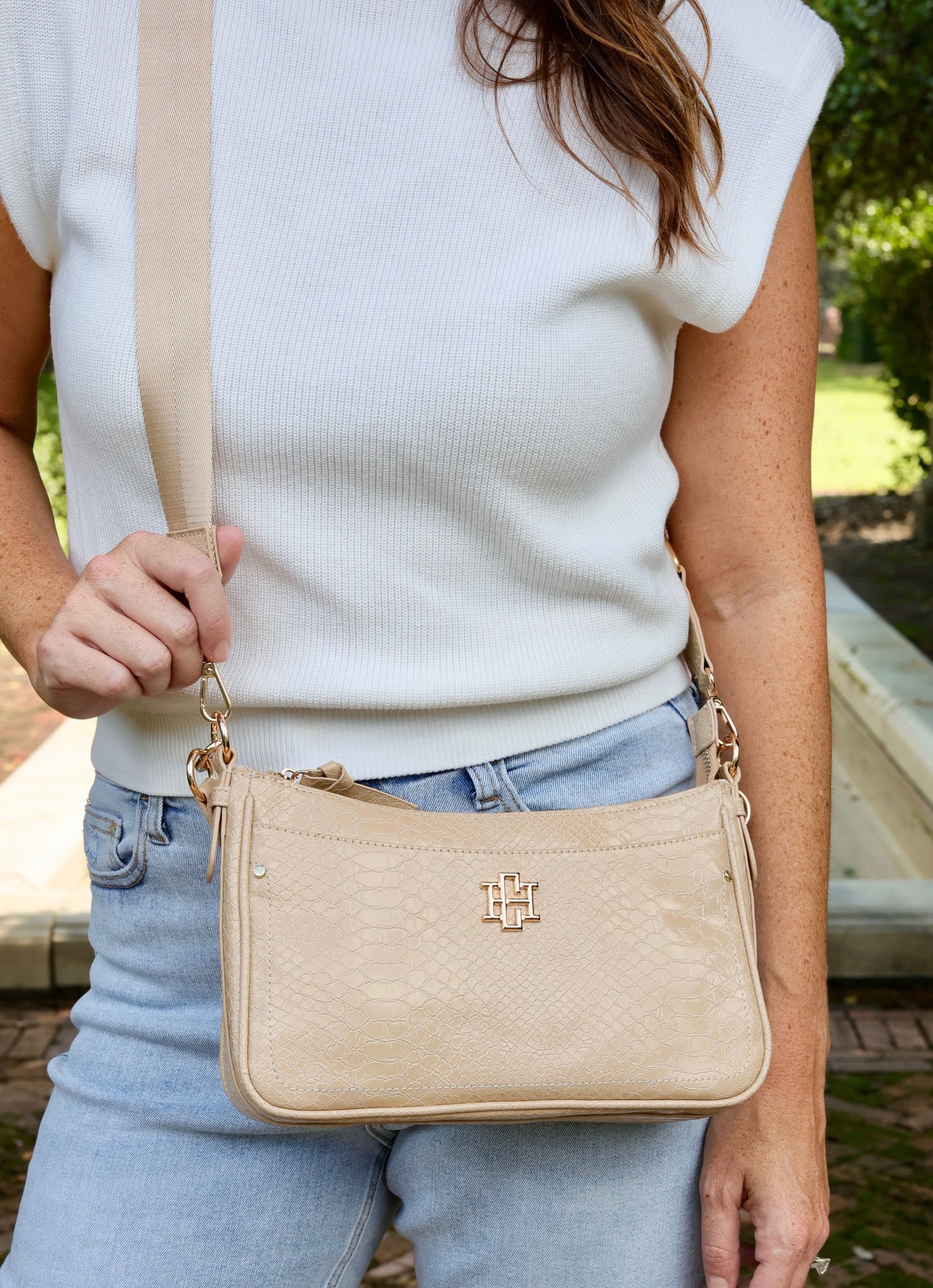 Paxton Crossbody with Pockets TAN ES