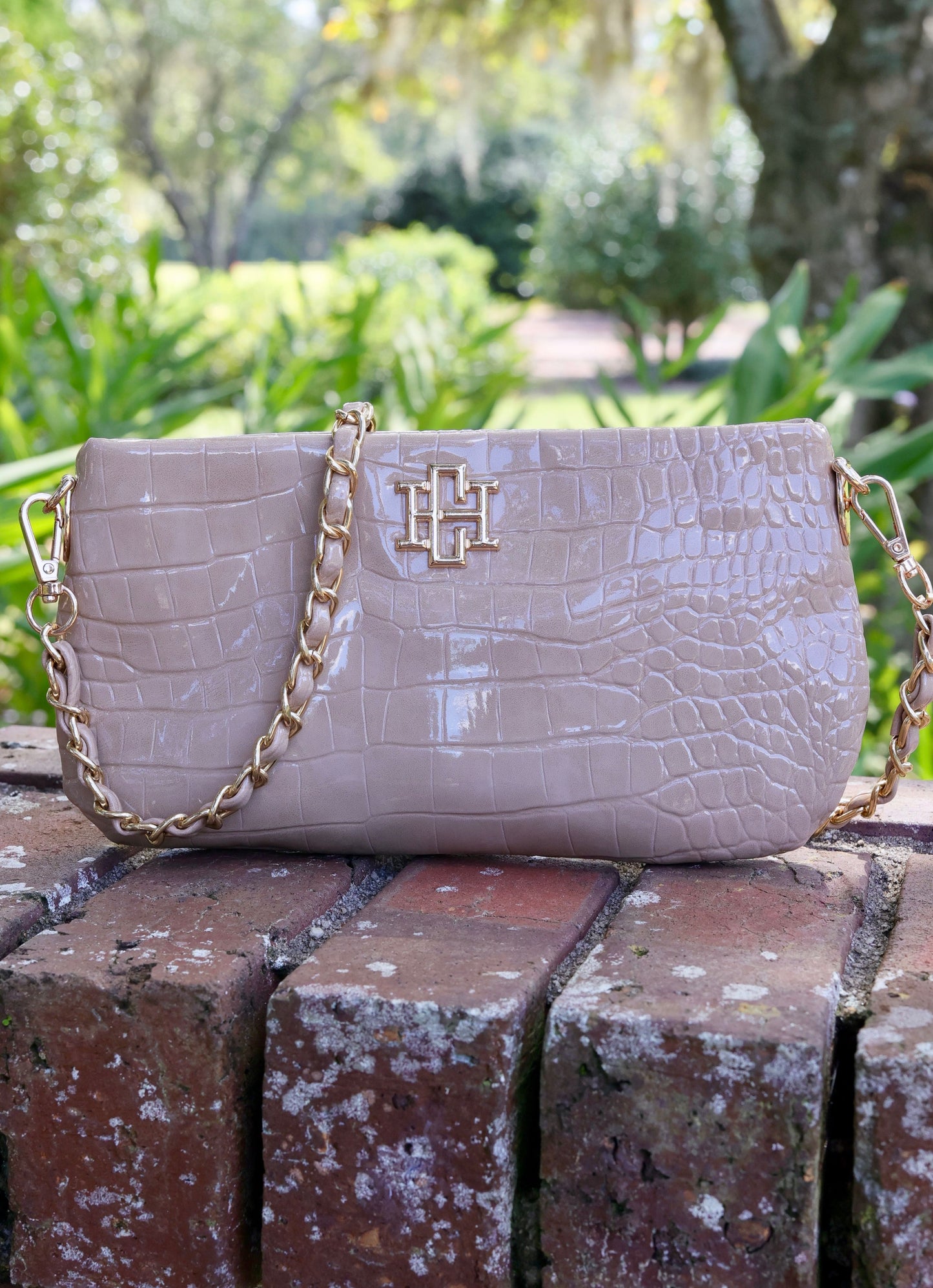 Livi Crossbody Taupe Patent