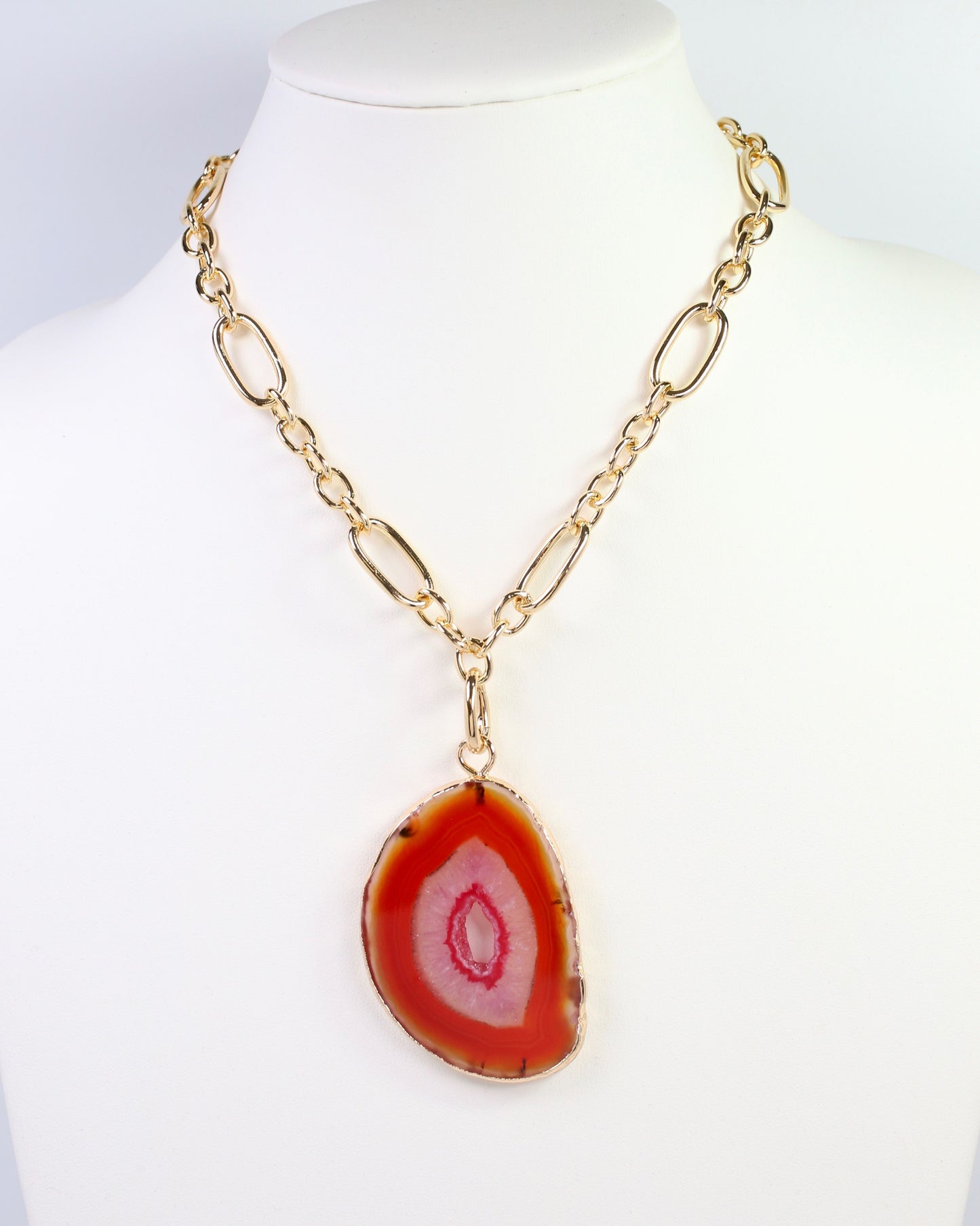 Antonio Agate Charm Red
