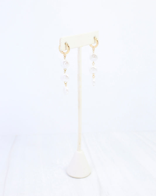 Makena Linear Pearl Dangle Earring Gold