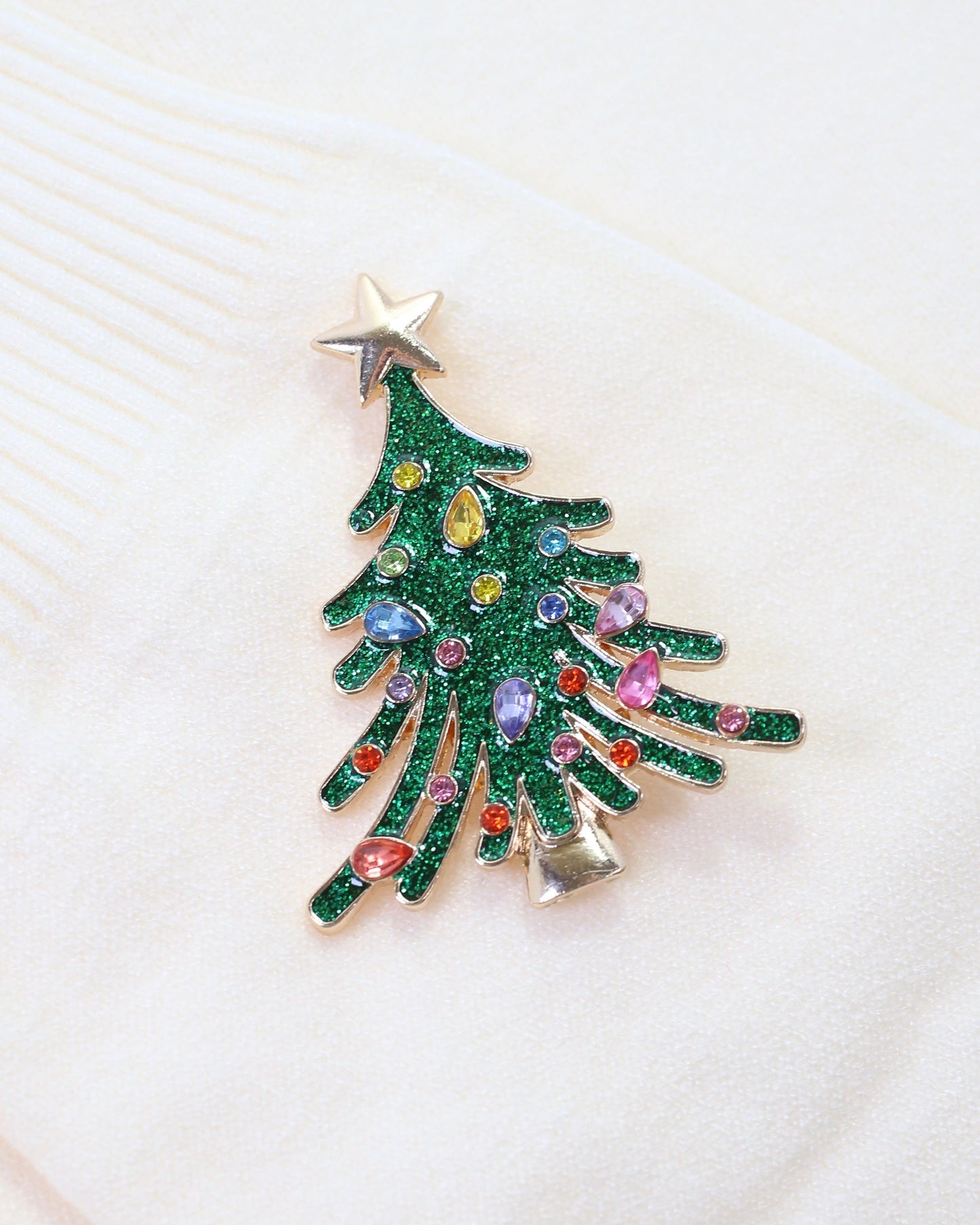 Joyful Christmas Tree Brooch Green