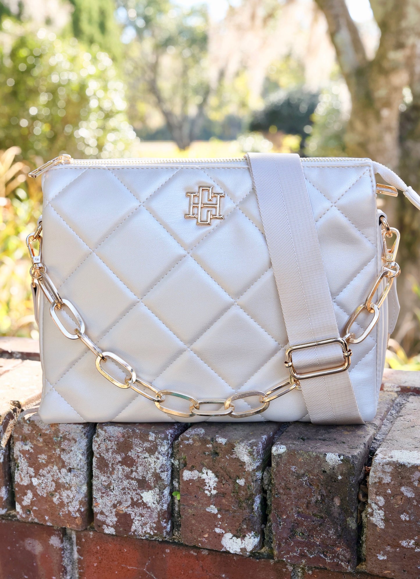 Ariana Crossbody Pearl Quilted LD