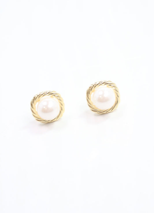 King Pearl Stud Earring Gold