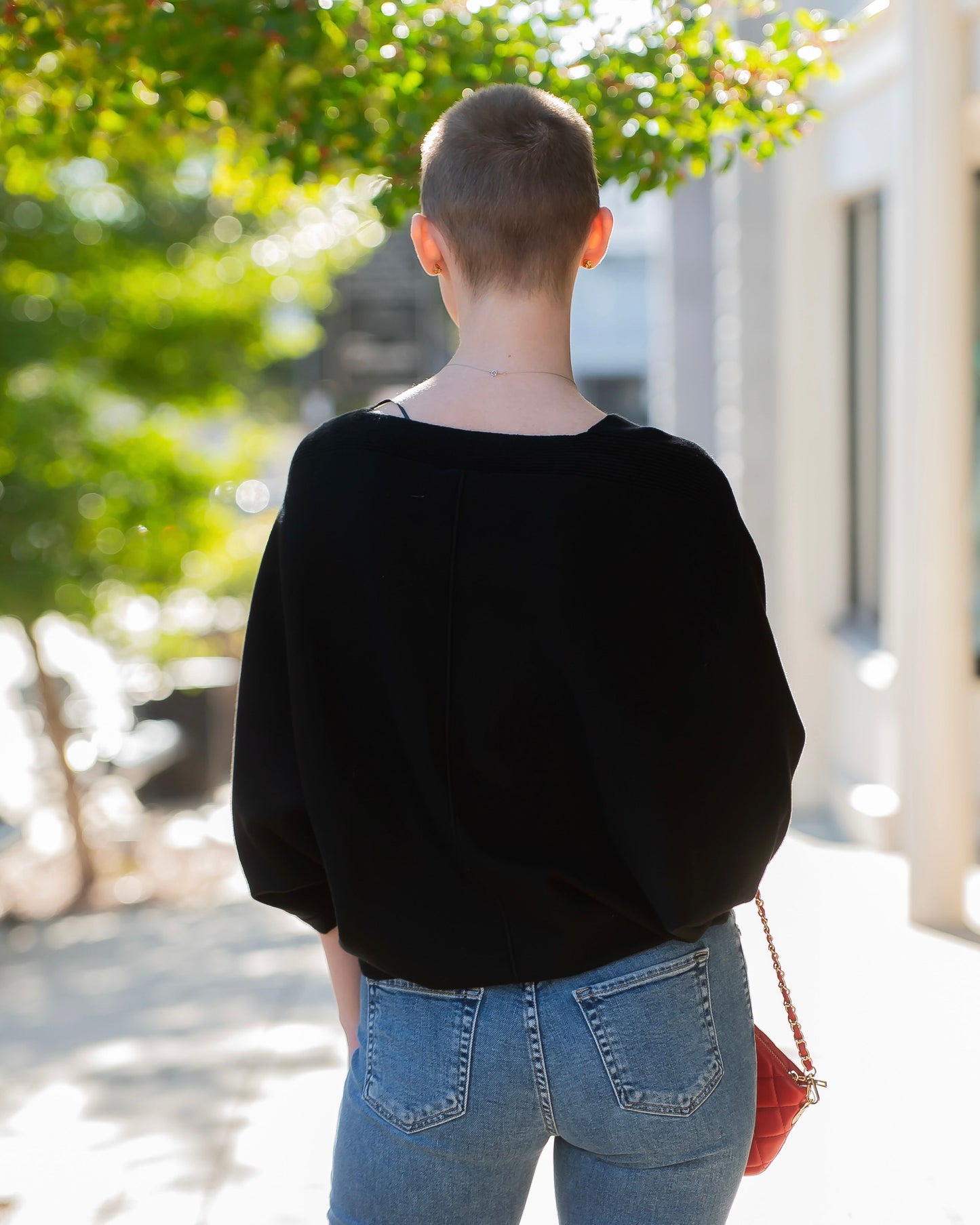 River Dolman V-Neck Sweater-Black