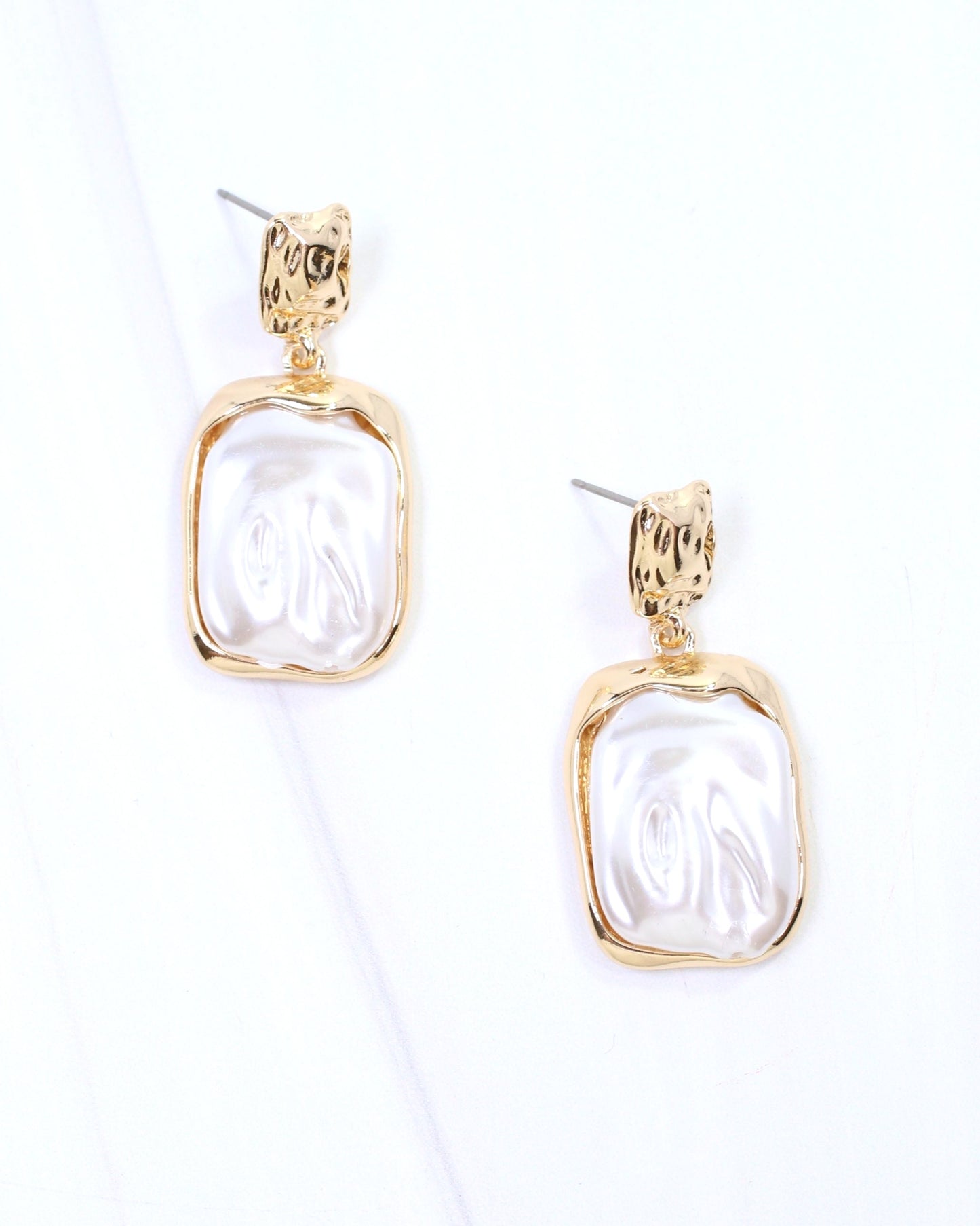 Alora Geometric Pearl Drop Earring Gold