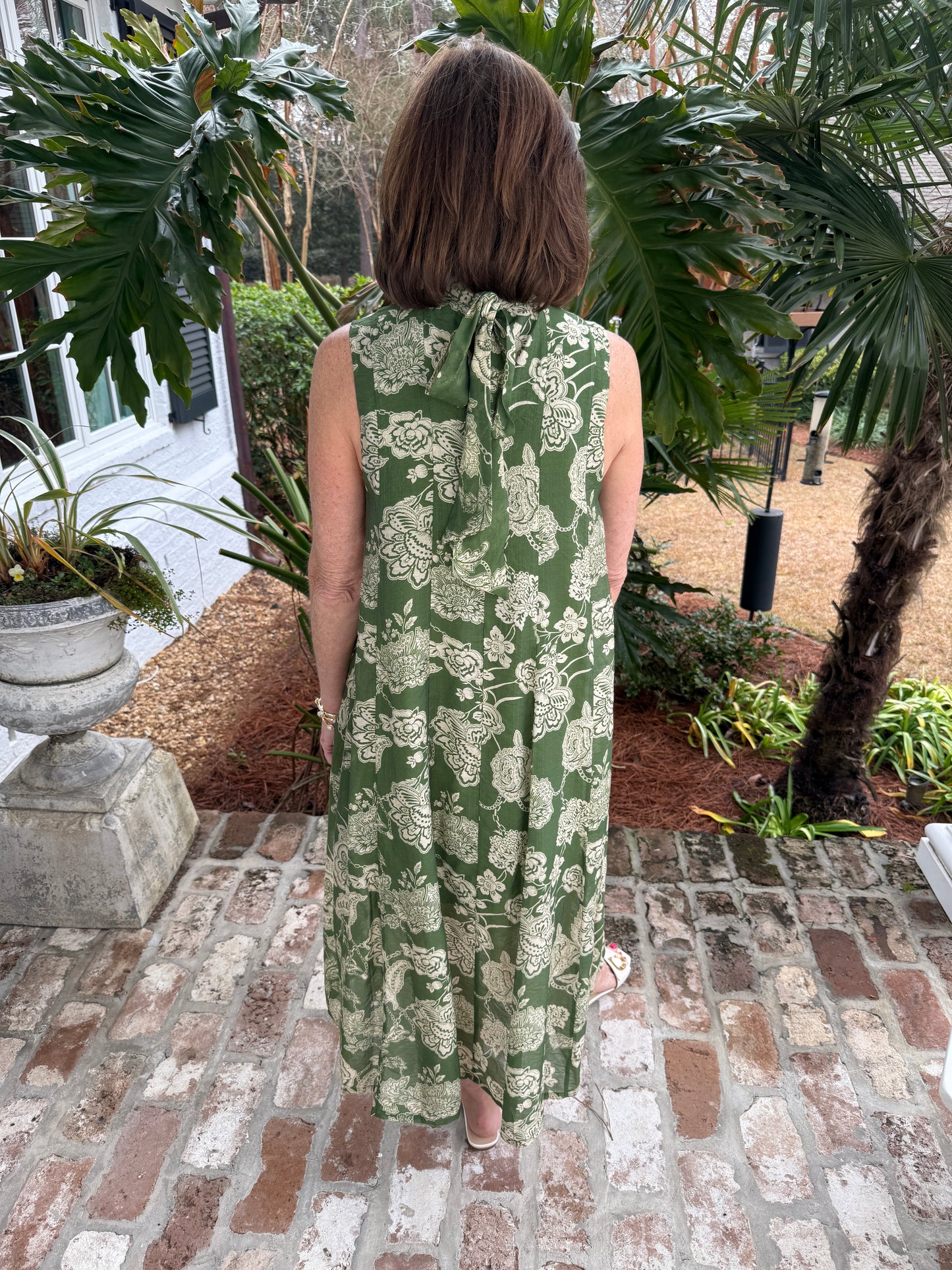 Beautiful Olive Green Floral Print Sleeveless Maxi Dress