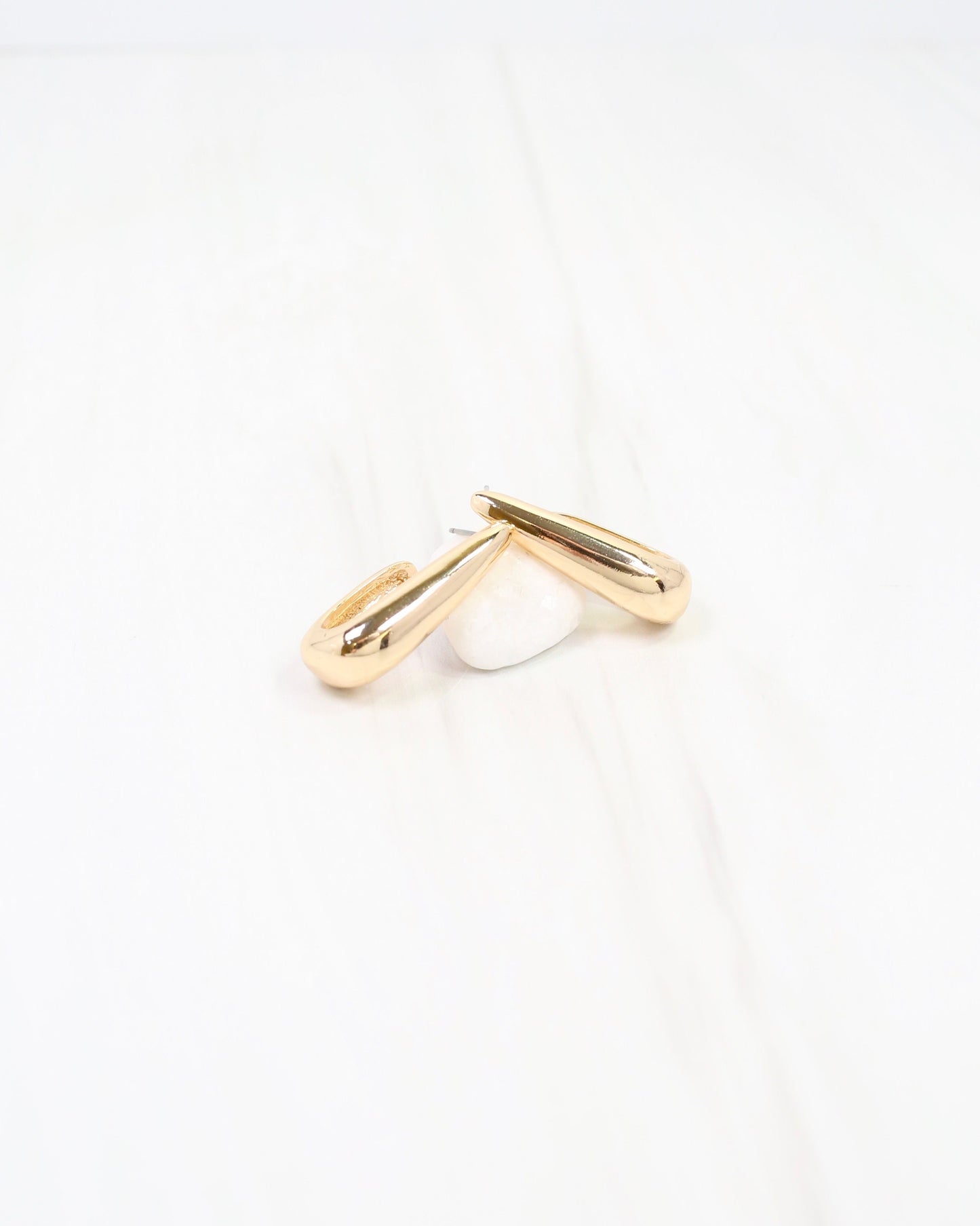 Winston Sleek Oval Hoop Earring Gold