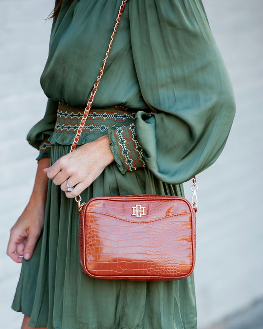 Fiona Crossbody Saddle EC