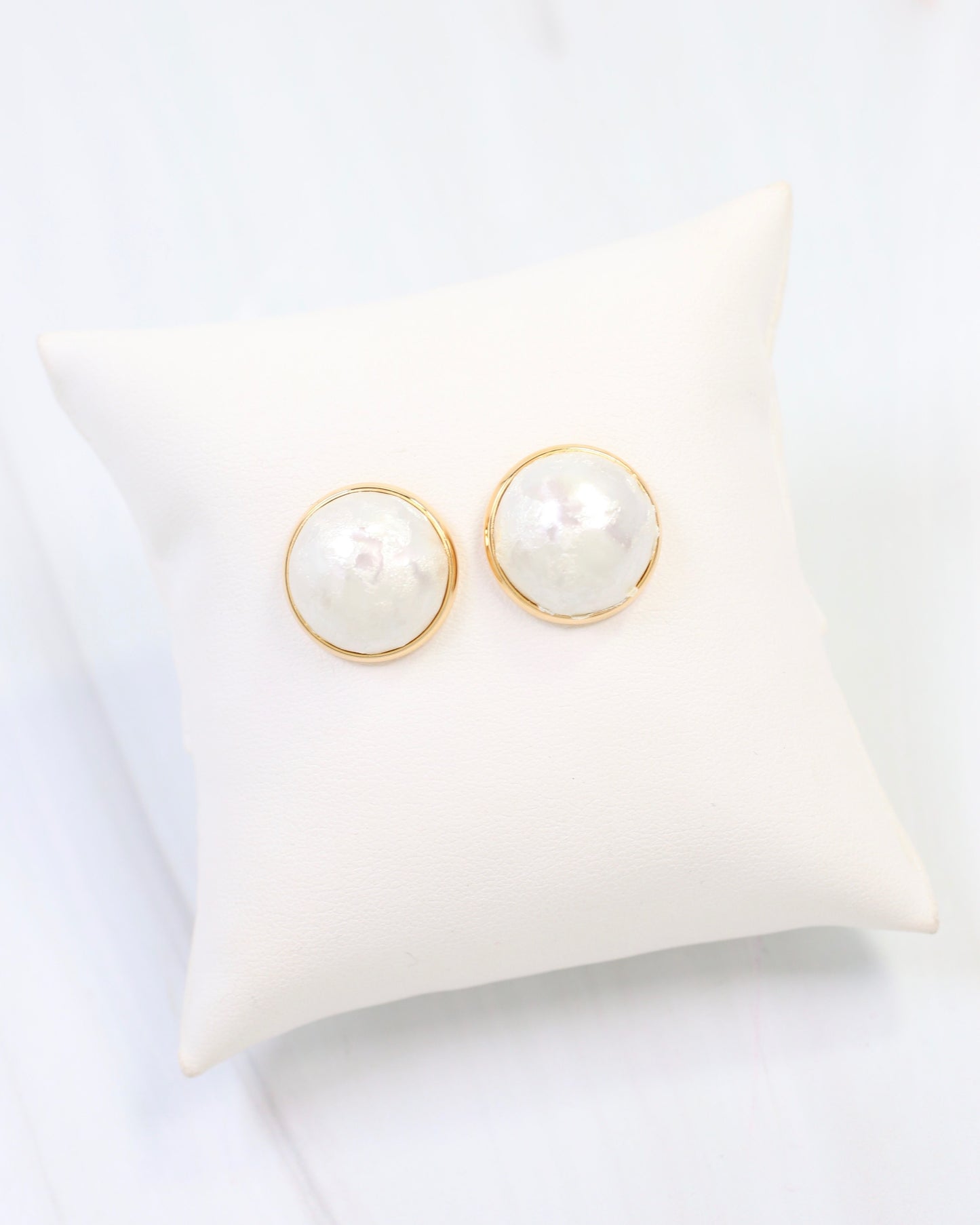 Princeton Textured Pearl Stud Earring WR Gold