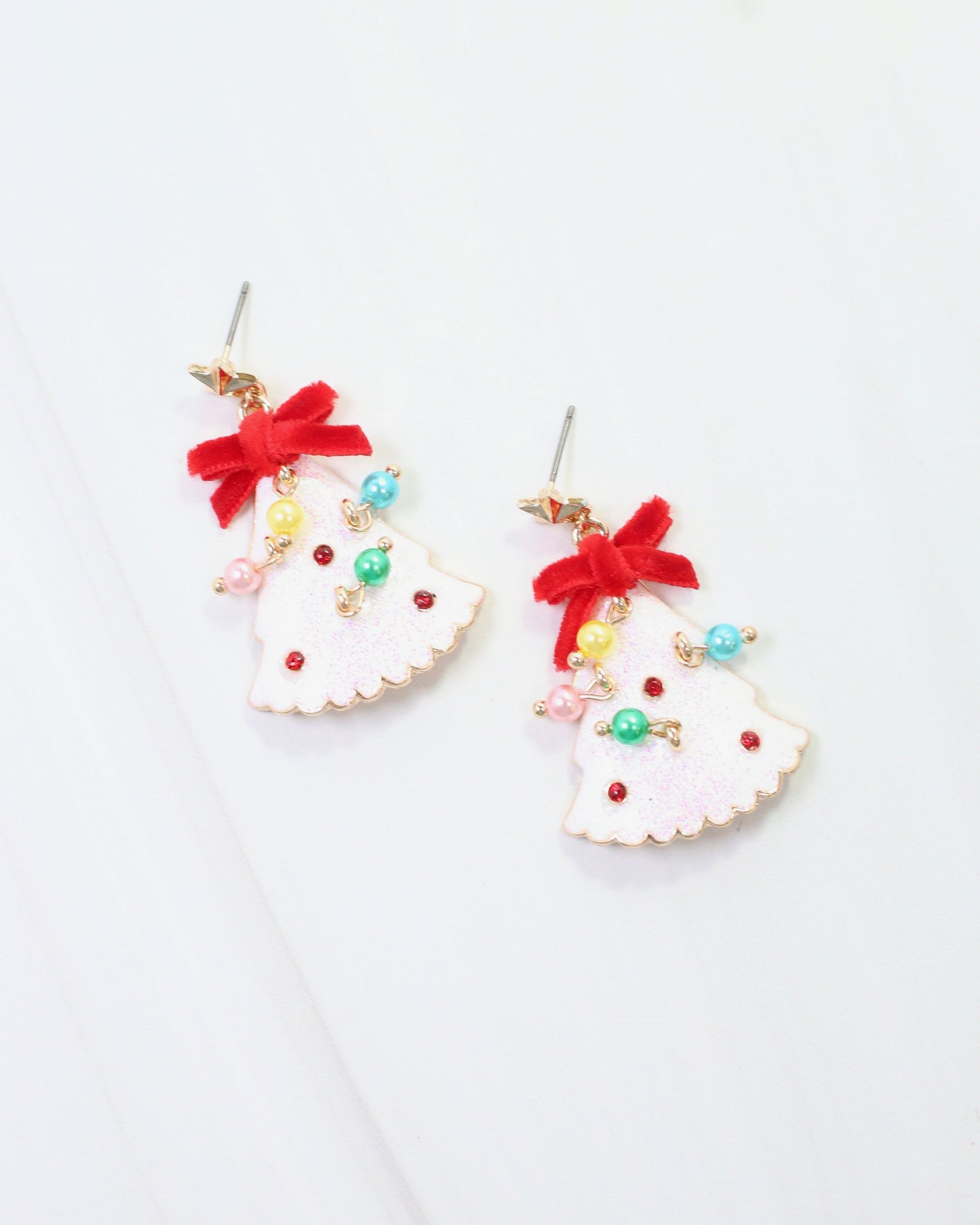 Christmas Tree Earring with Bow and Pearls White