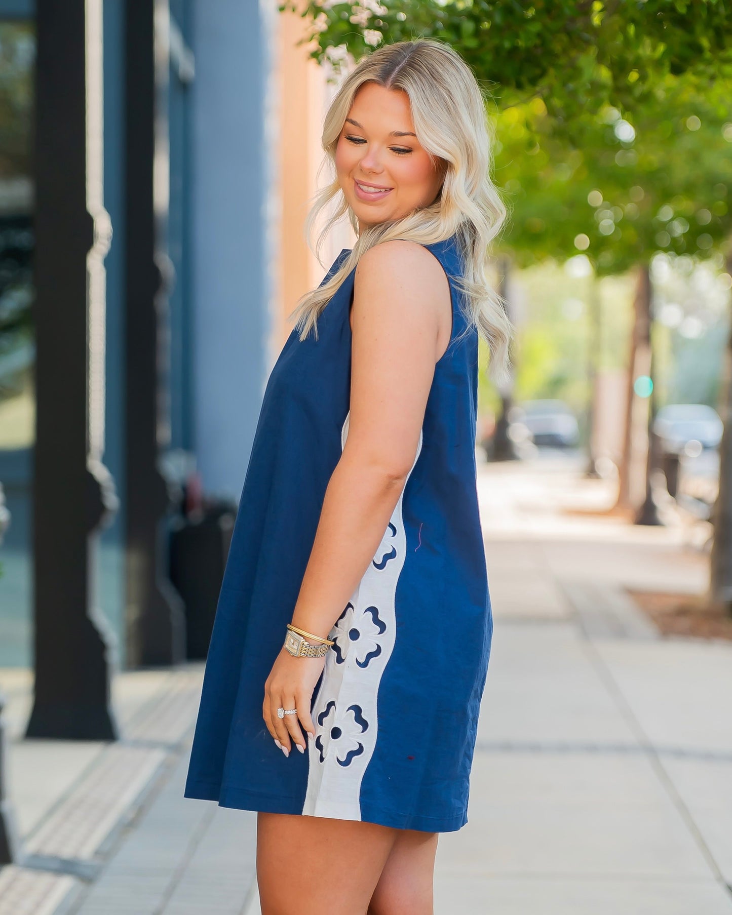 Sienna Sleeveless Shift Dress