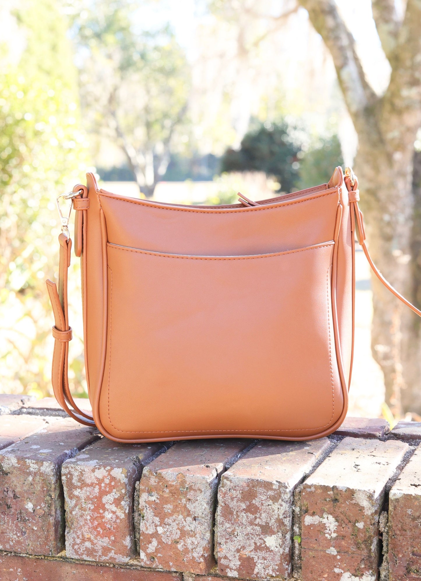 Bethany Crossbody CAMEL