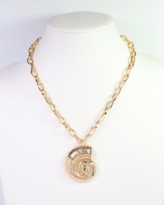 Piqua Sundial Shell Link Necklace Gold