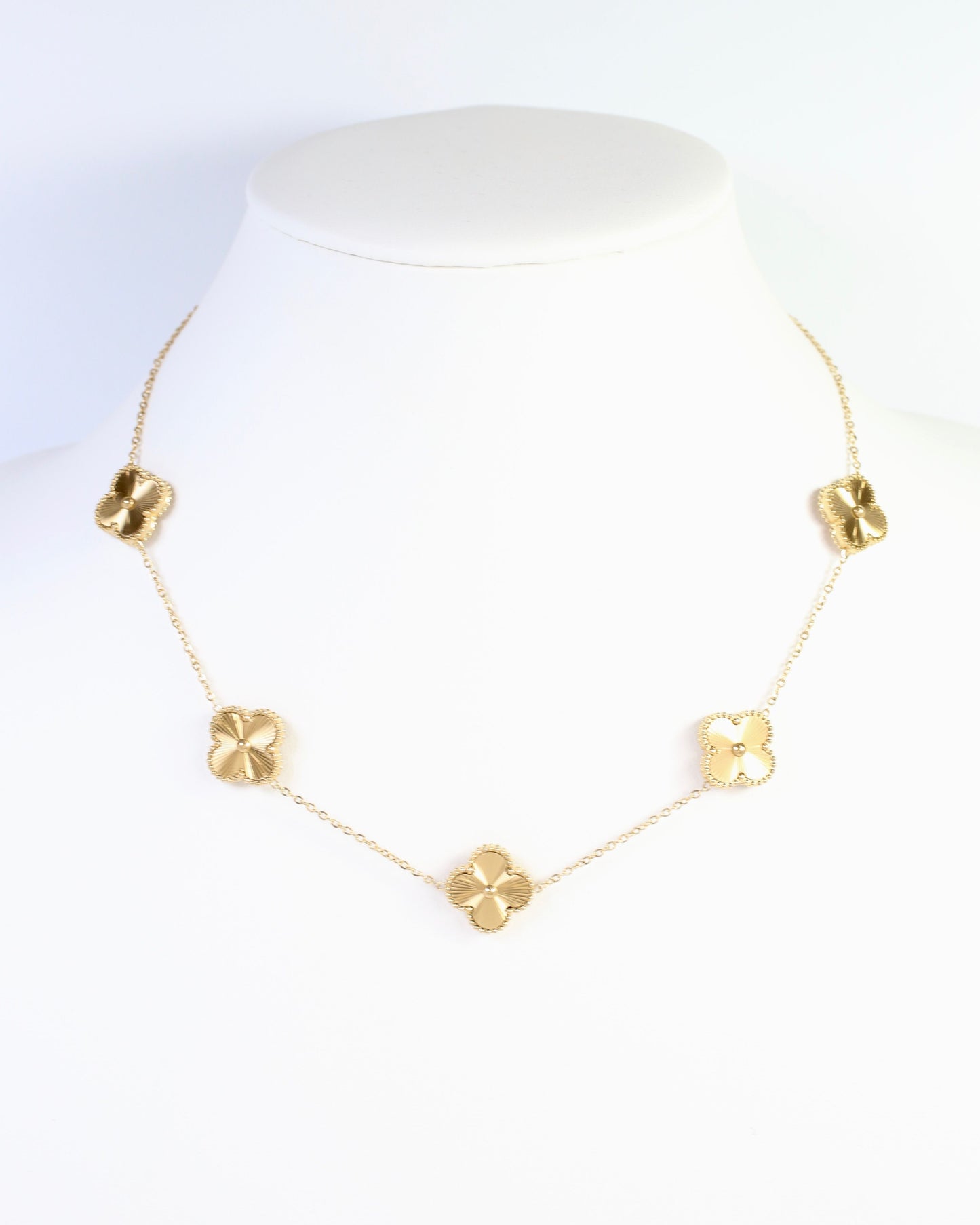 Acoma Textured Clover Necklace WR Gold