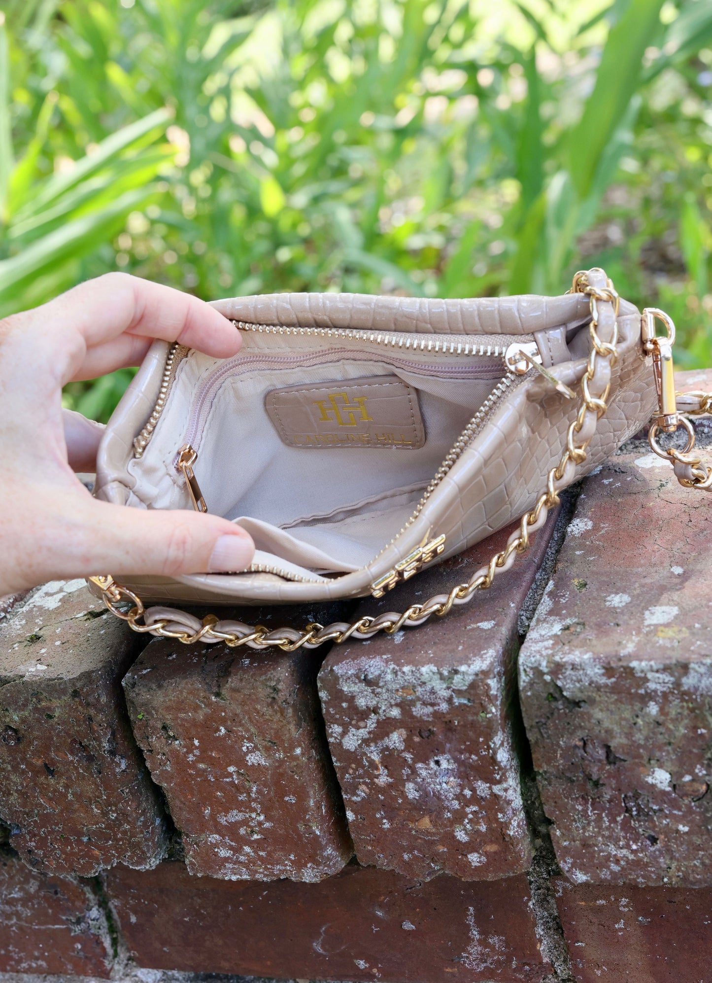 Livi Crossbody Taupe Patent