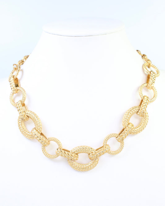 Herringbone Textured Chain Necklace WRVG