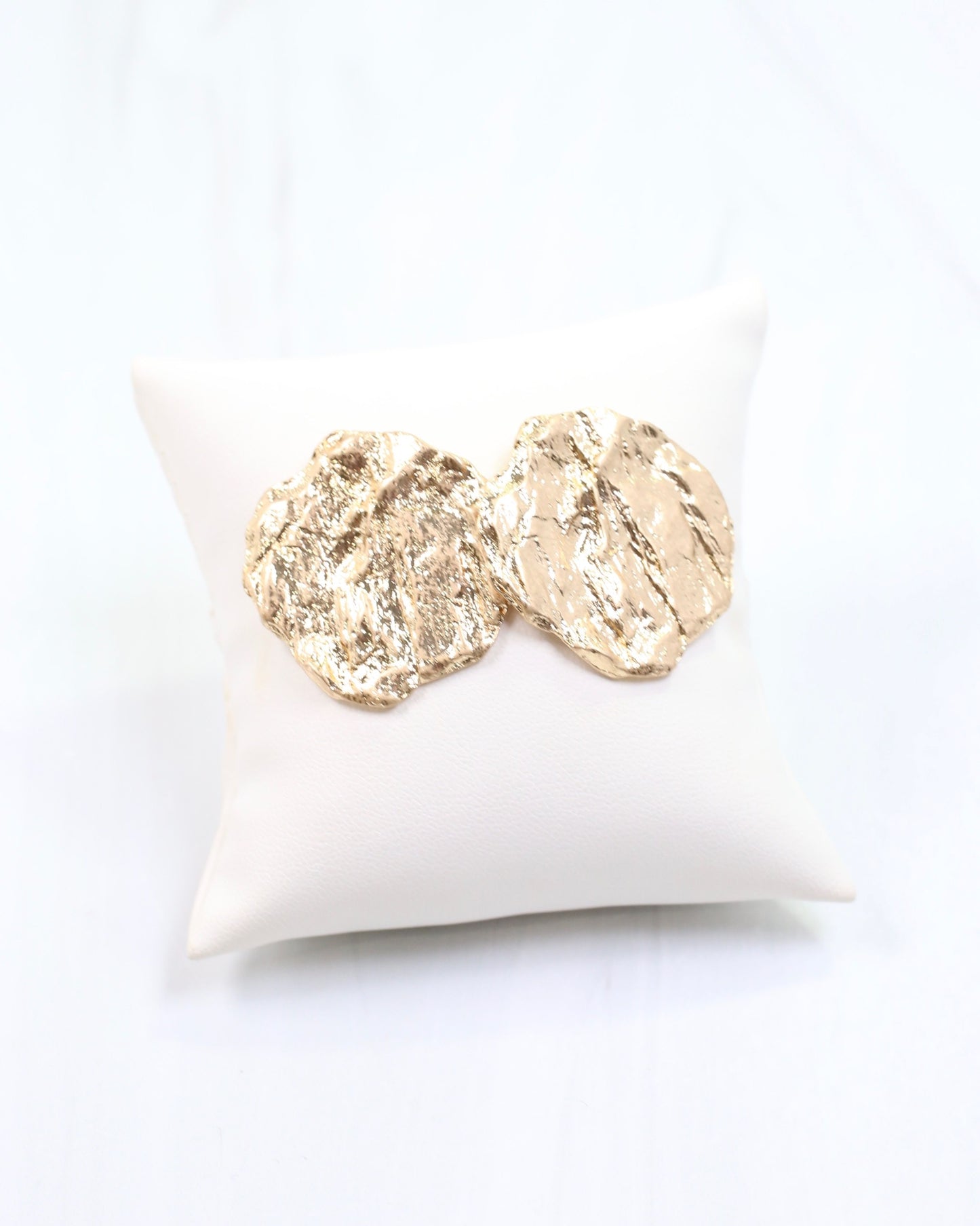 Ingham Textured Round Earring Worn Gold