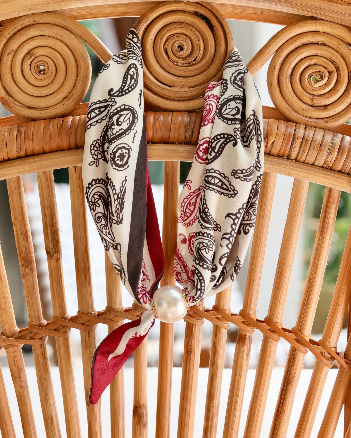 Robyn Magnetic Pearl Scarf Necklace Black Crimson Paisley