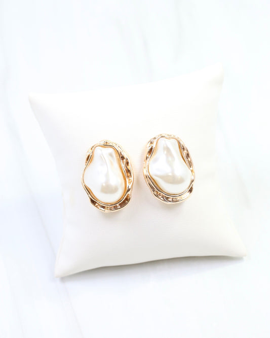 Carmela Baroque Pearl Post Earring Gold