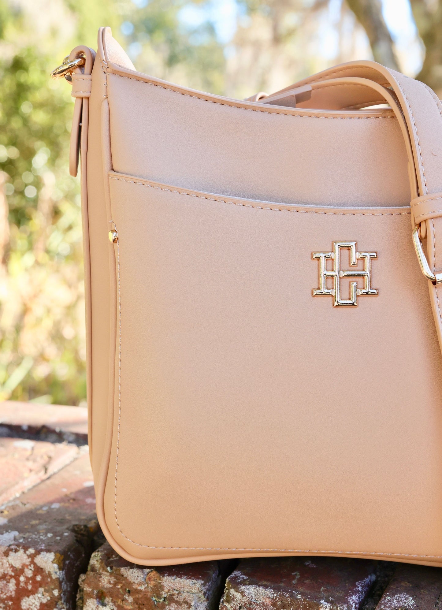 Bethany Crossbody TAN