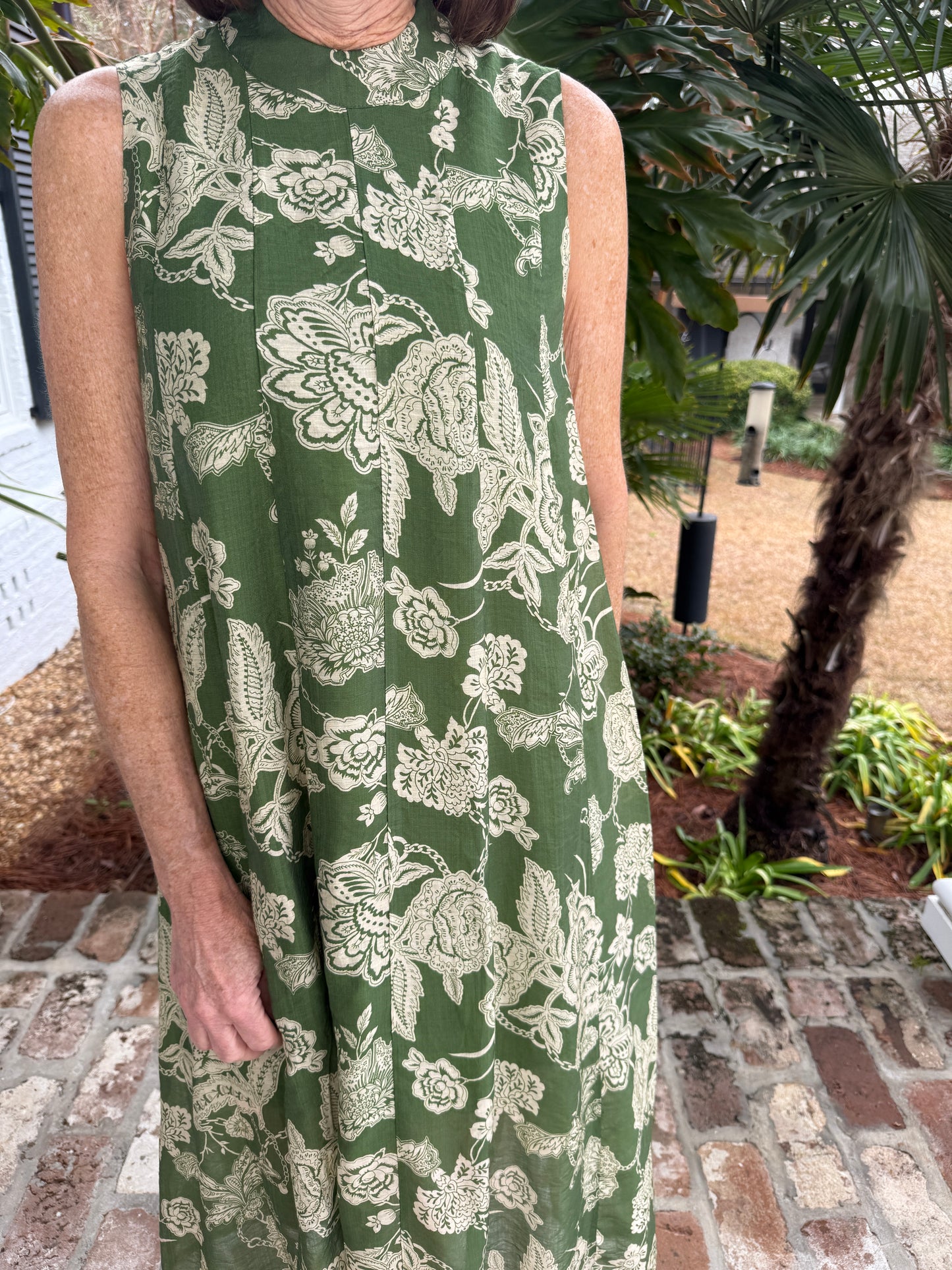 Beautiful Olive Green Floral Print Sleeveless Maxi Dress