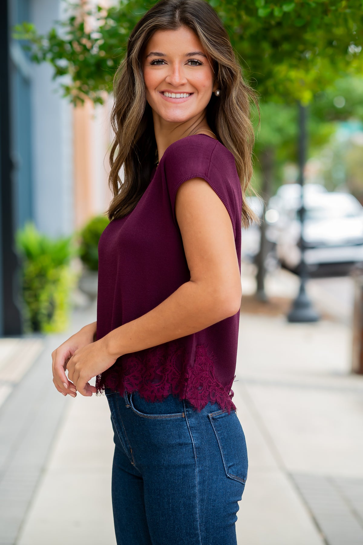 Vida Lace Top-Burgundy