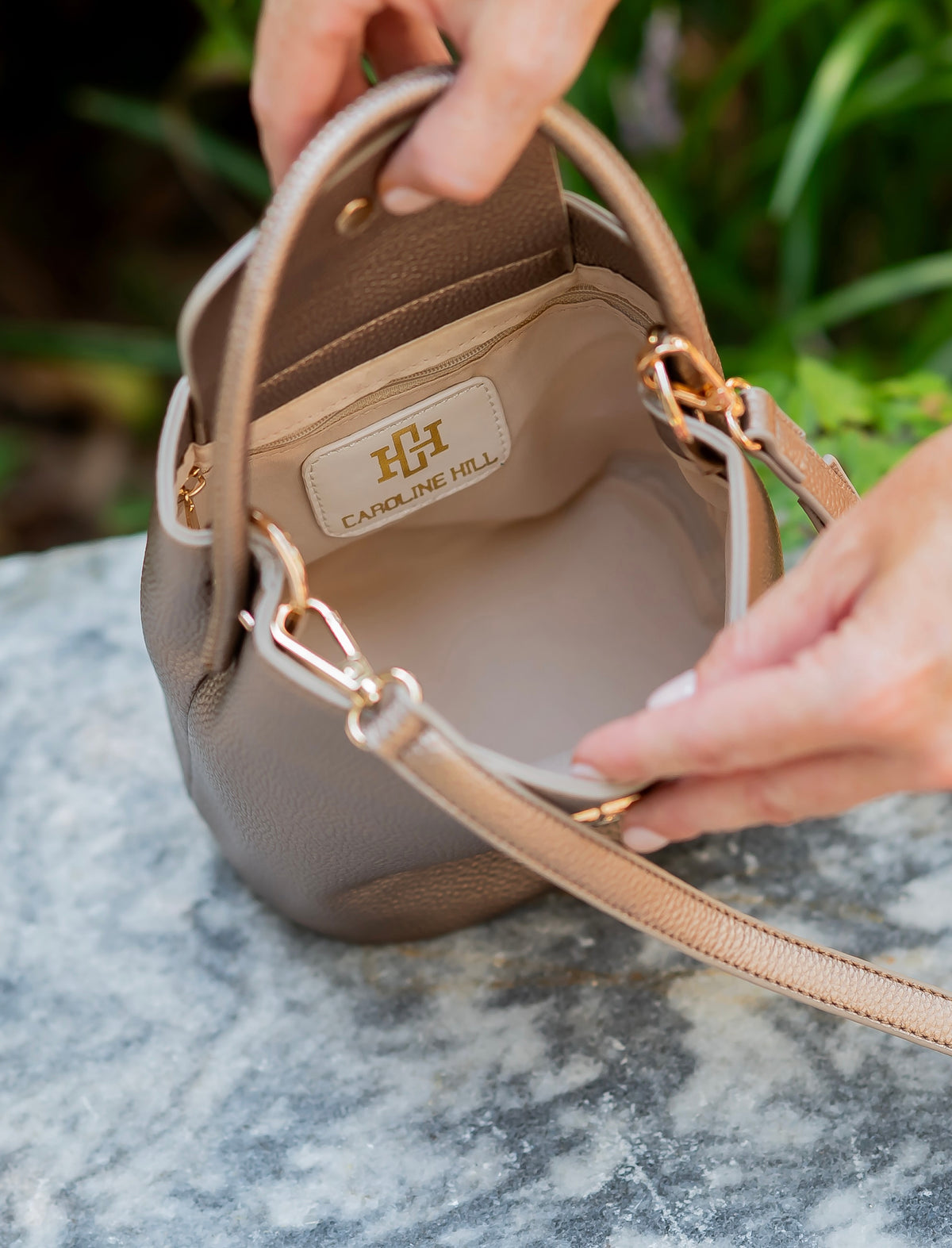 Breyer Bucket Bag Chocolate EO