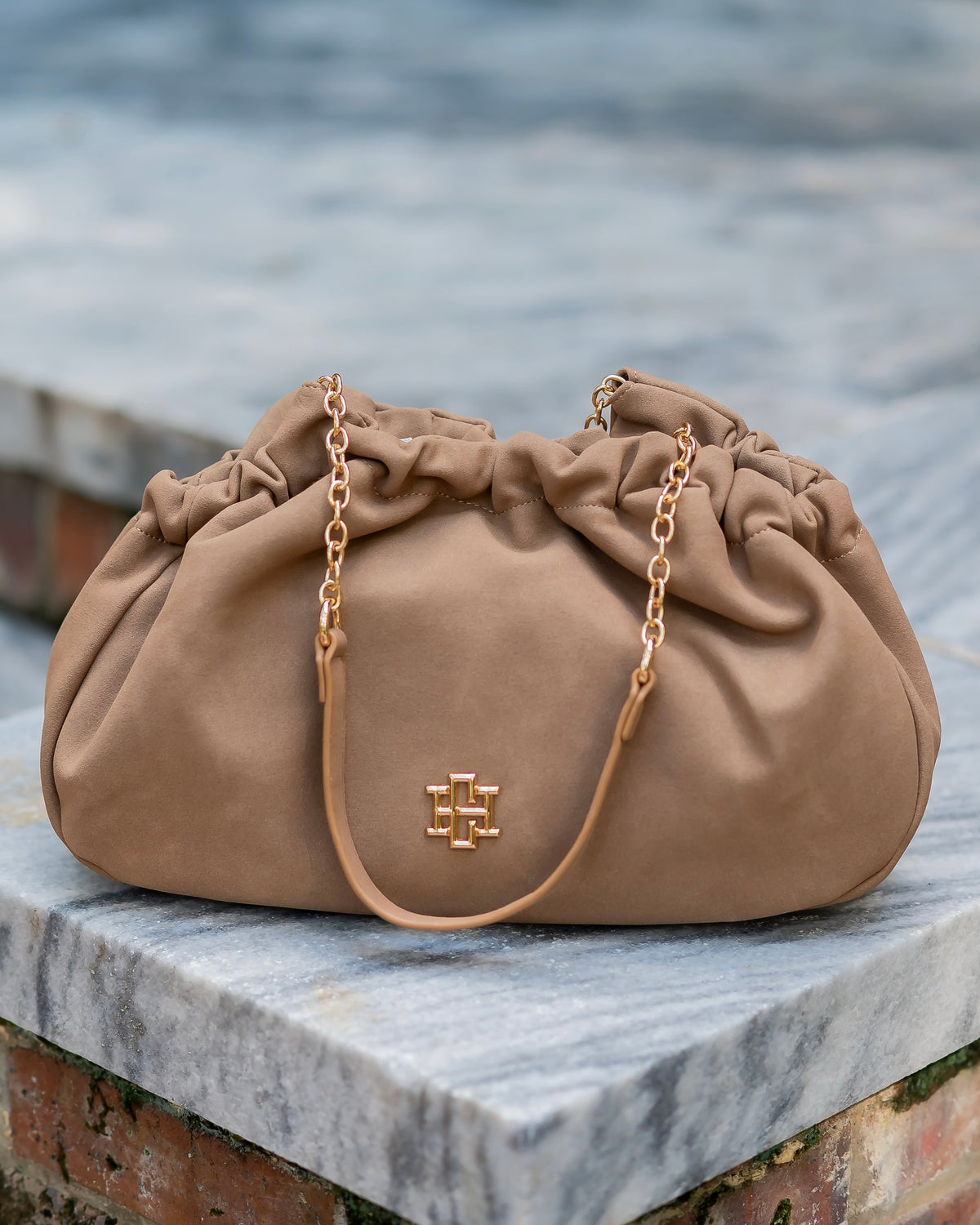 Whitley Gathered Bag Latte S