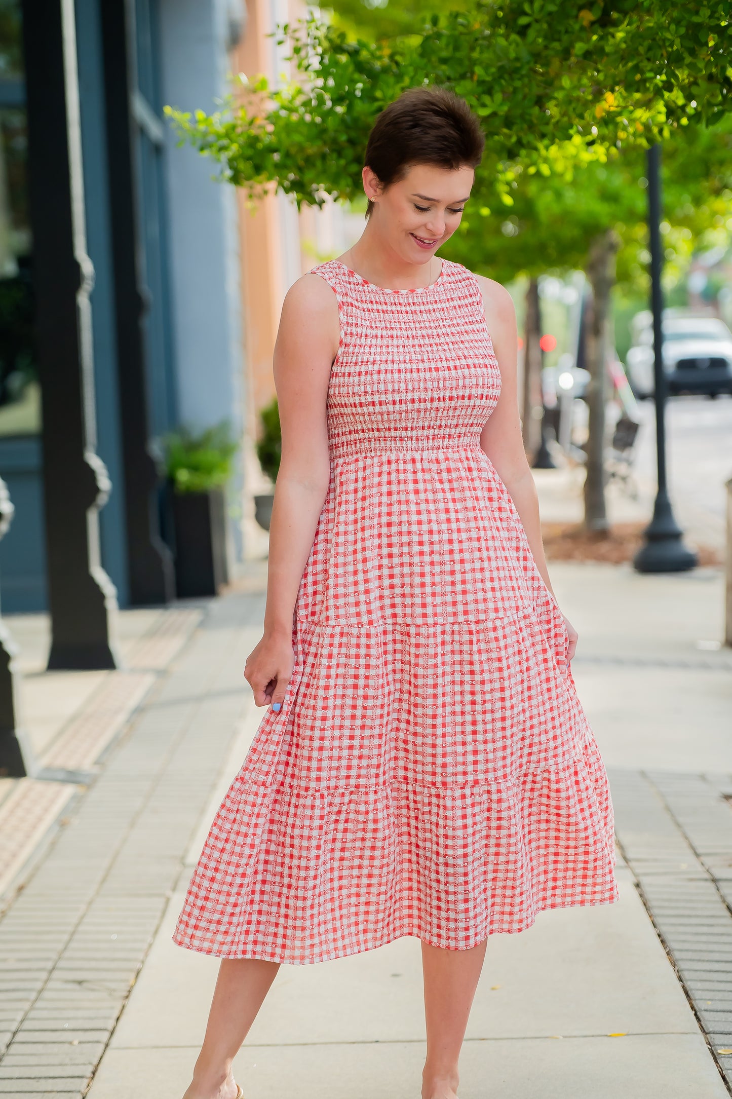 Lois Sleeveless Gingham Print Dress-Red