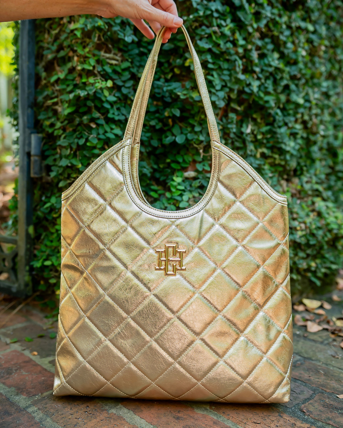 Greyson Tote D Gold