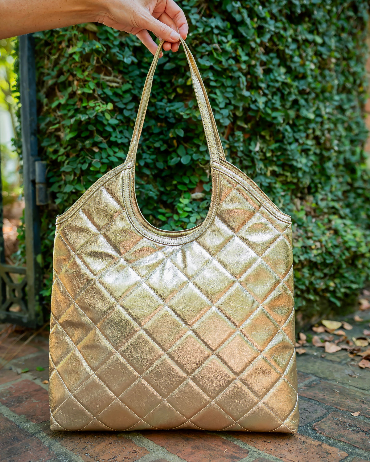 Greyson Tote D Gold