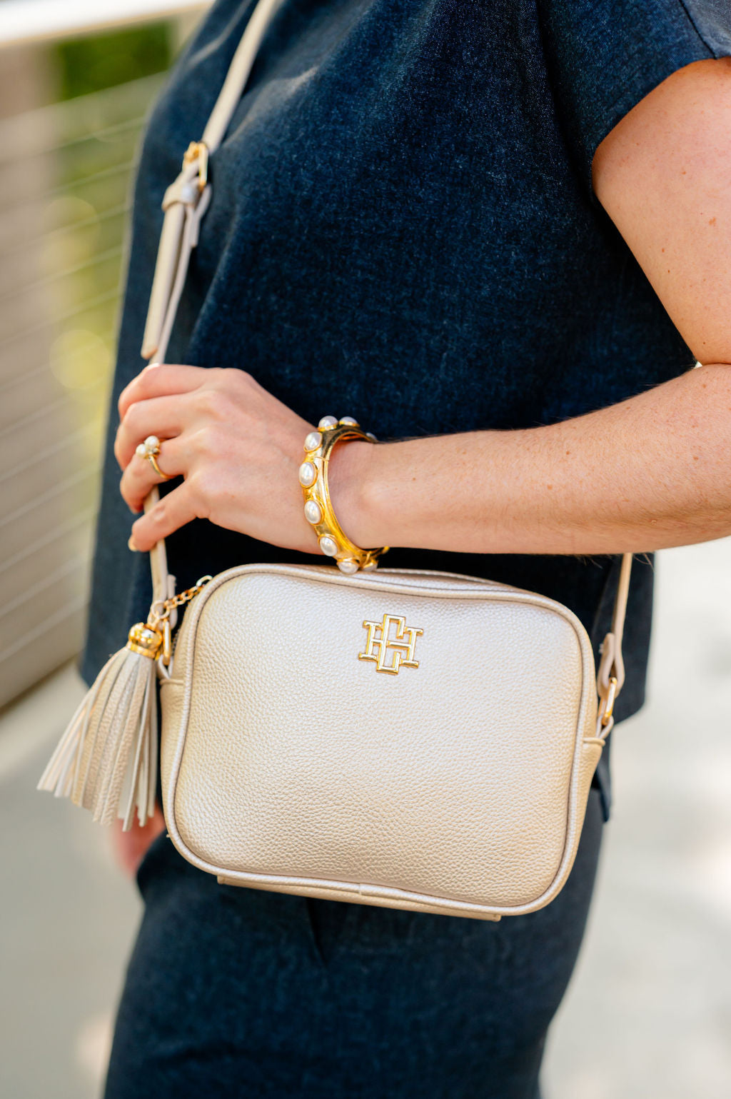 Rylie Crossbody with Tassel Pearl