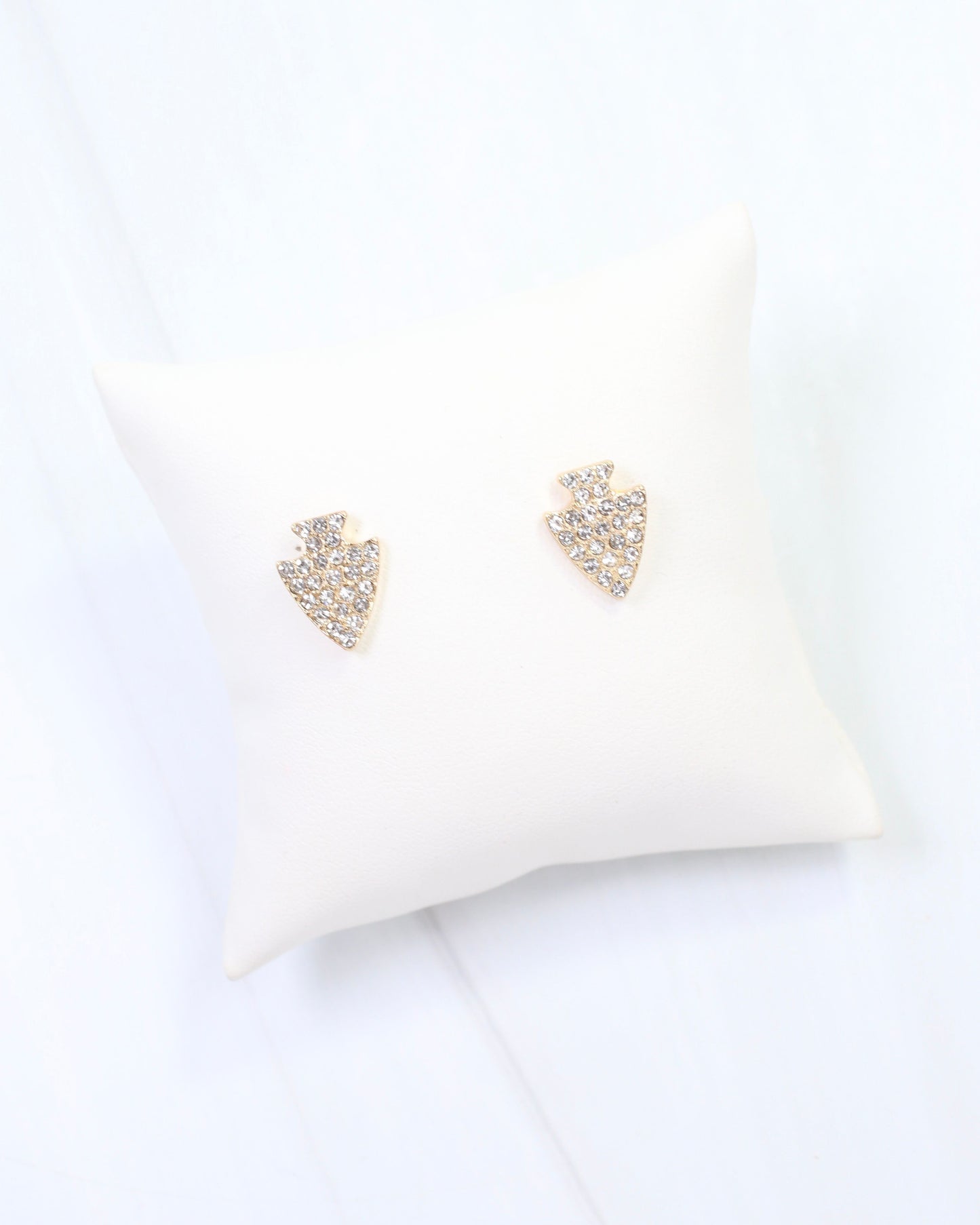 Pave Arrowhead Stud Earring Gold