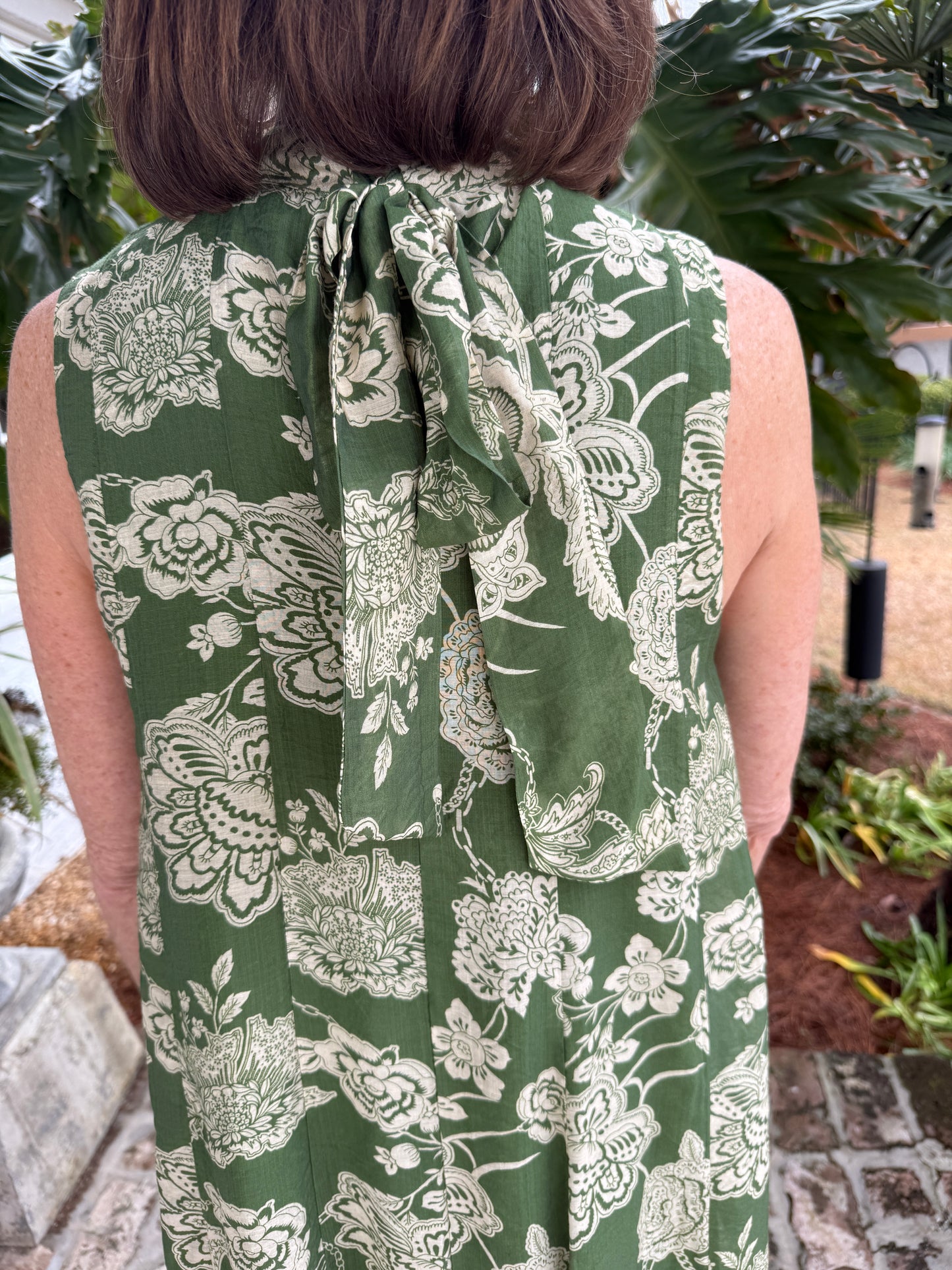 Beautiful Olive Green Floral Print Sleeveless Maxi Dress