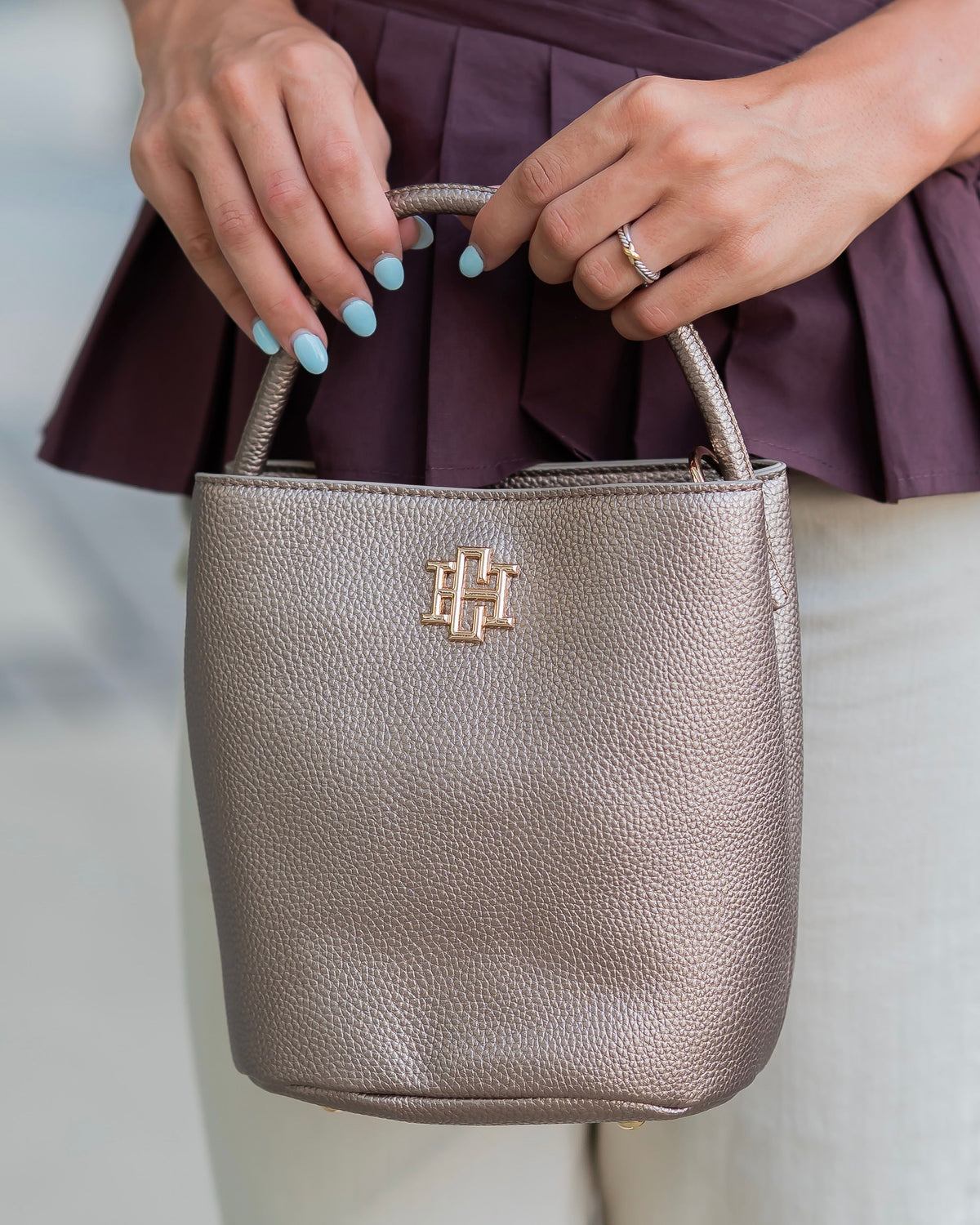 Breyer Bucket Bag Bronze