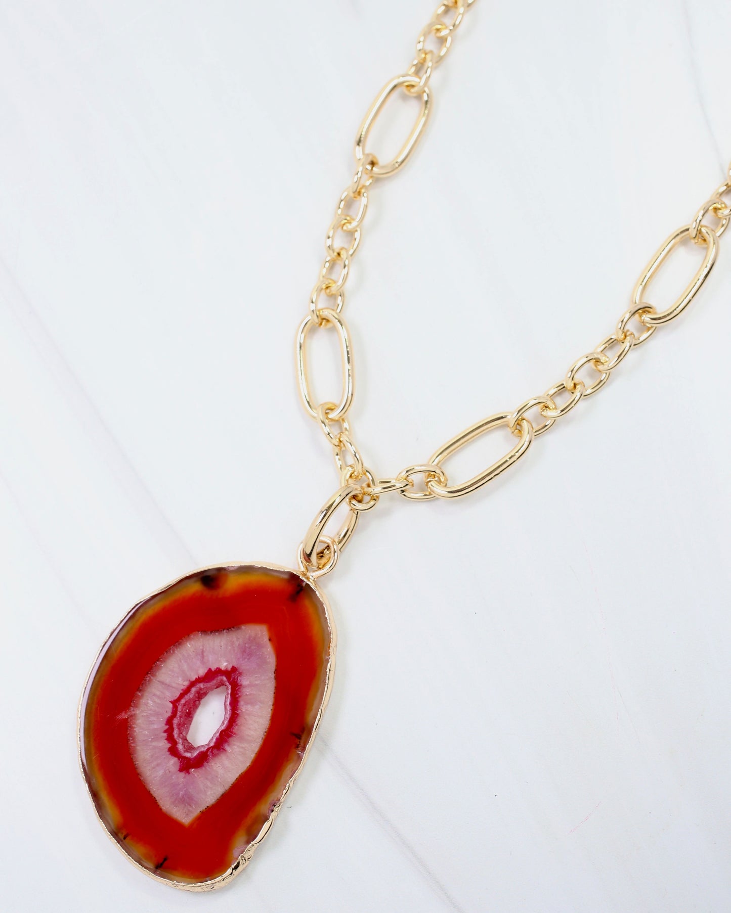 Antonio Agate Charm Red