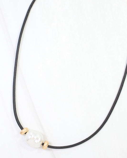 Leila Baroque Pearl Leather Cord Necklace Black