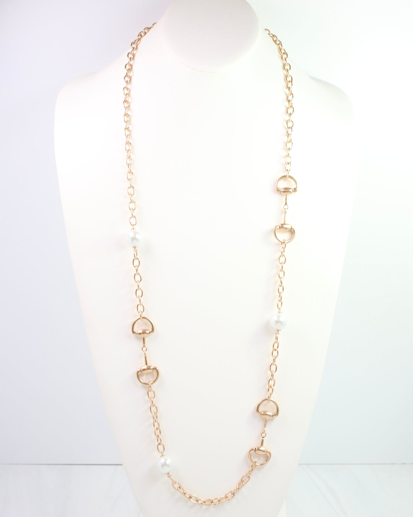Emerson Horsebit Pearl Long Necklace Worn Gold