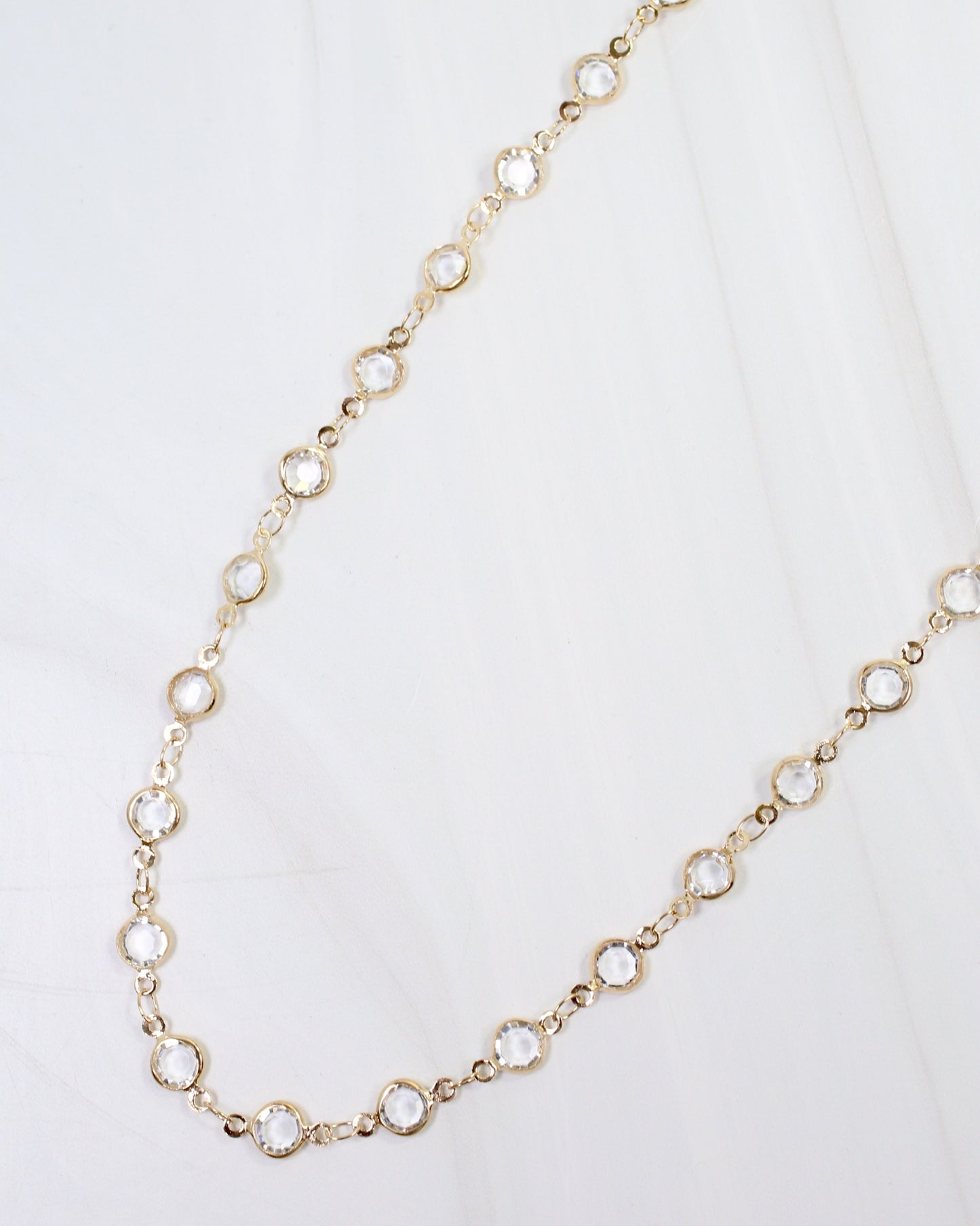 Arely Long Crystal Necklace Gold