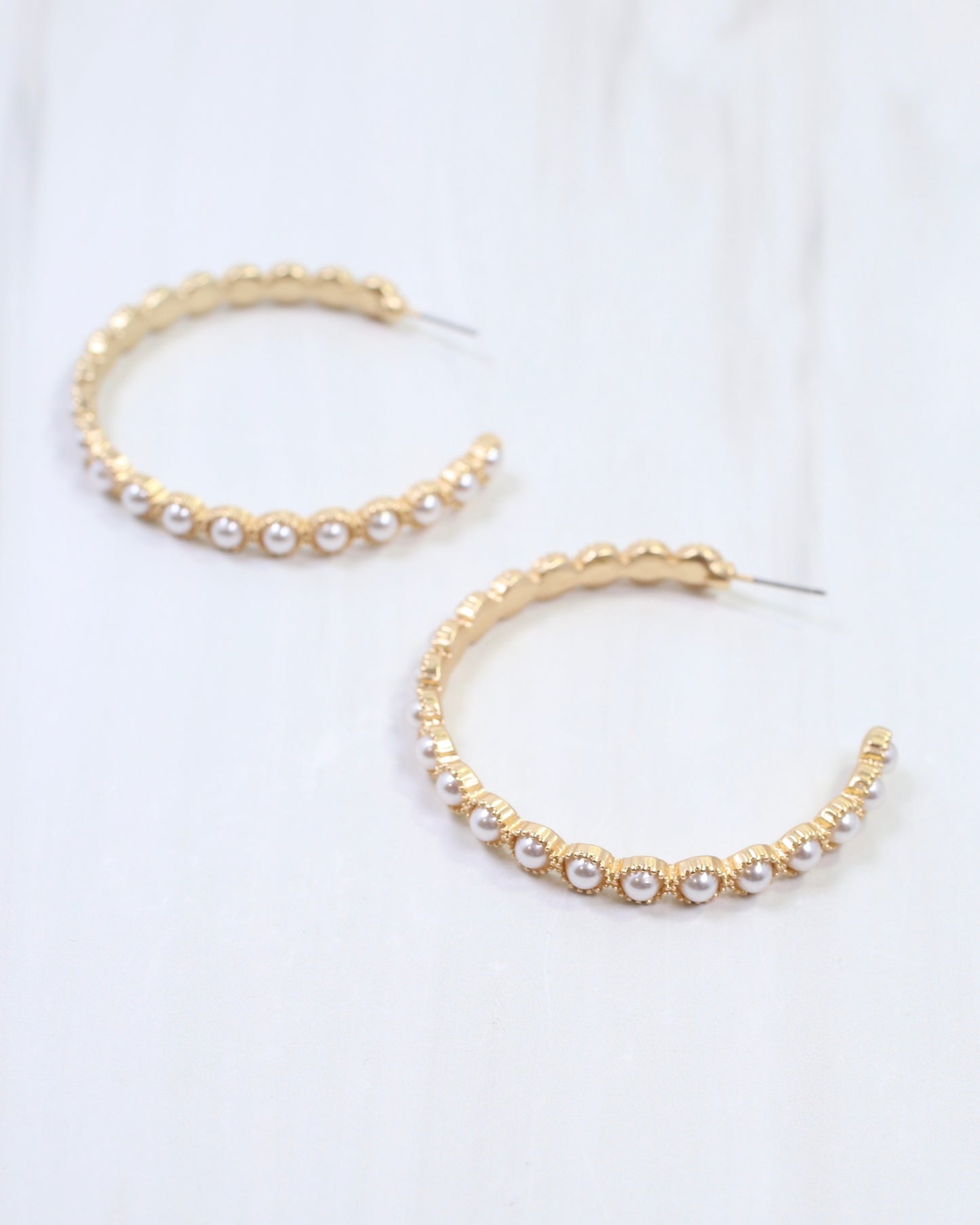 Blythe Pearl Lined Hoop Earring Matte Gold