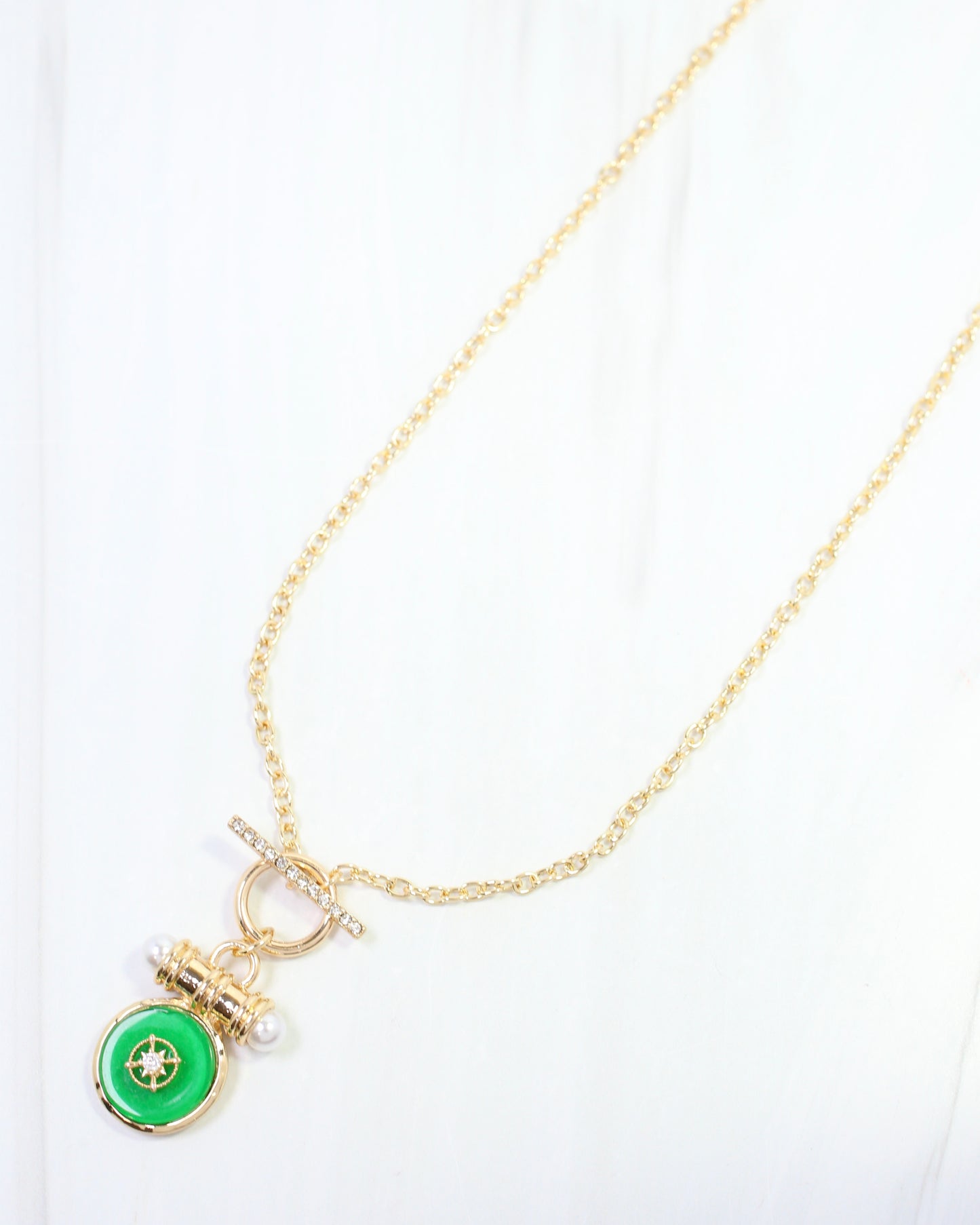 Kurri Circle Drop Necklace Green