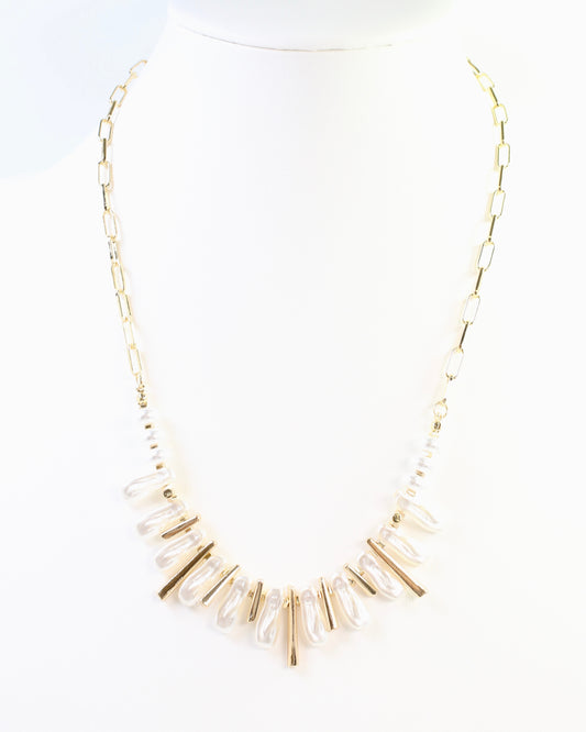 Anchorage Link and Pearl Necklace Gold