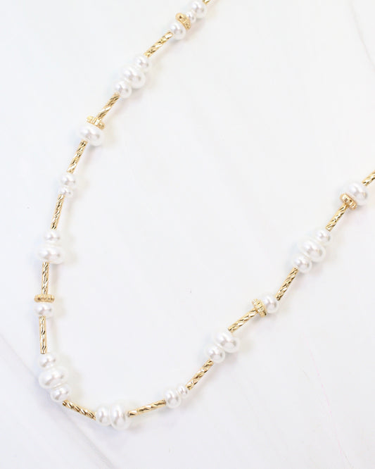 Lola 18" Beaded Necklace Pearl