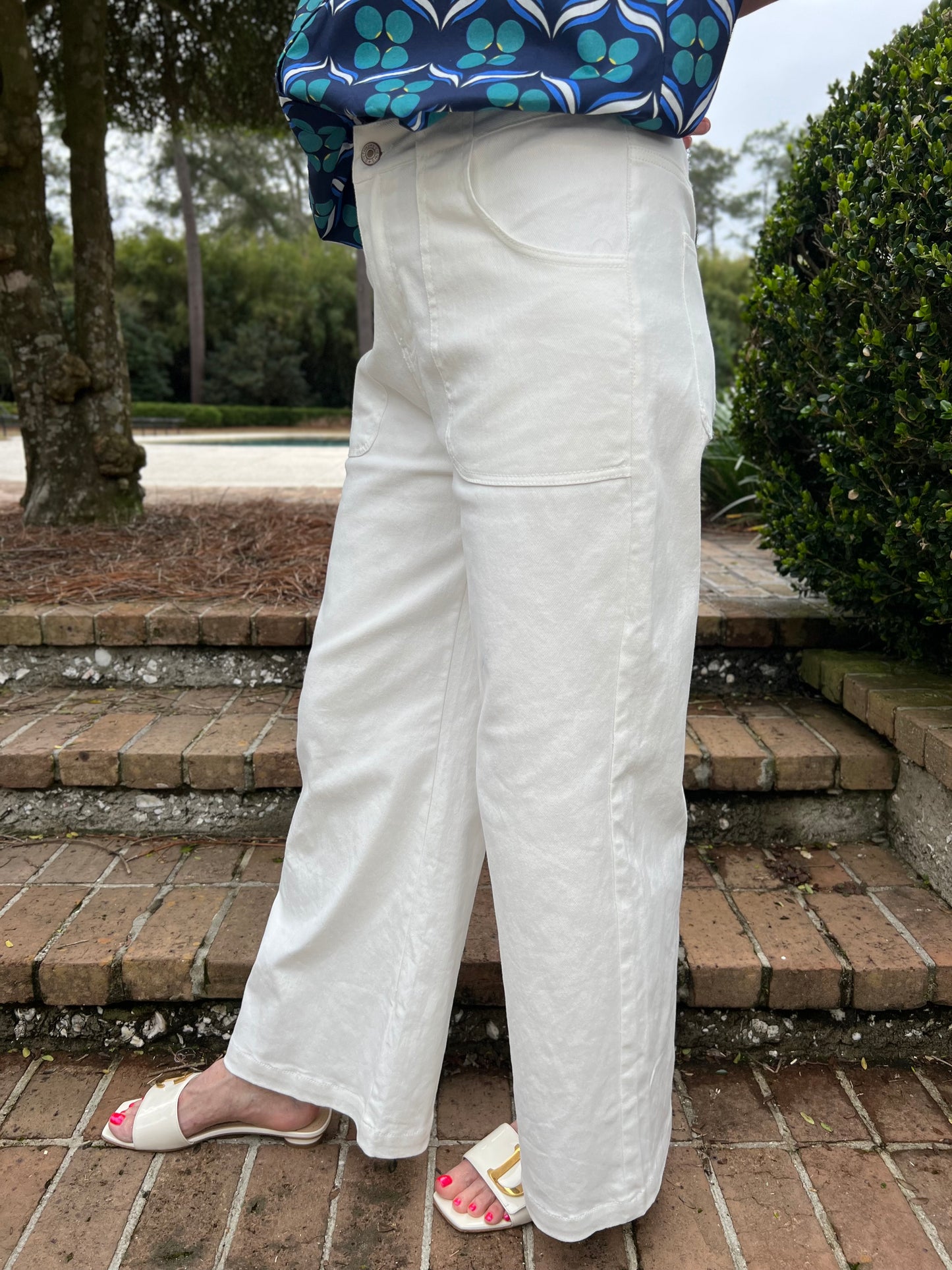 Dare To Risk It White Jeans by Entro