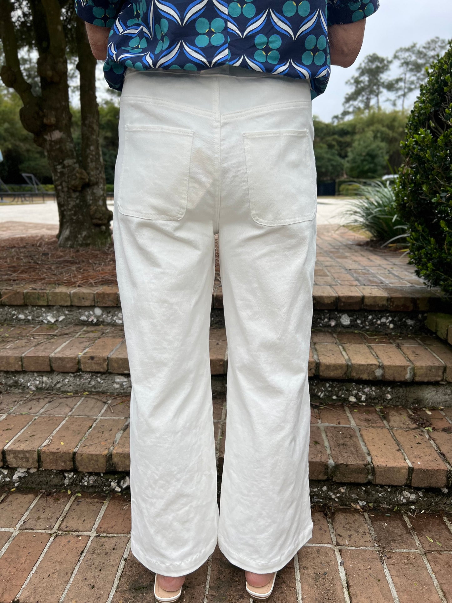 Dare To Risk It White Jeans by Entro