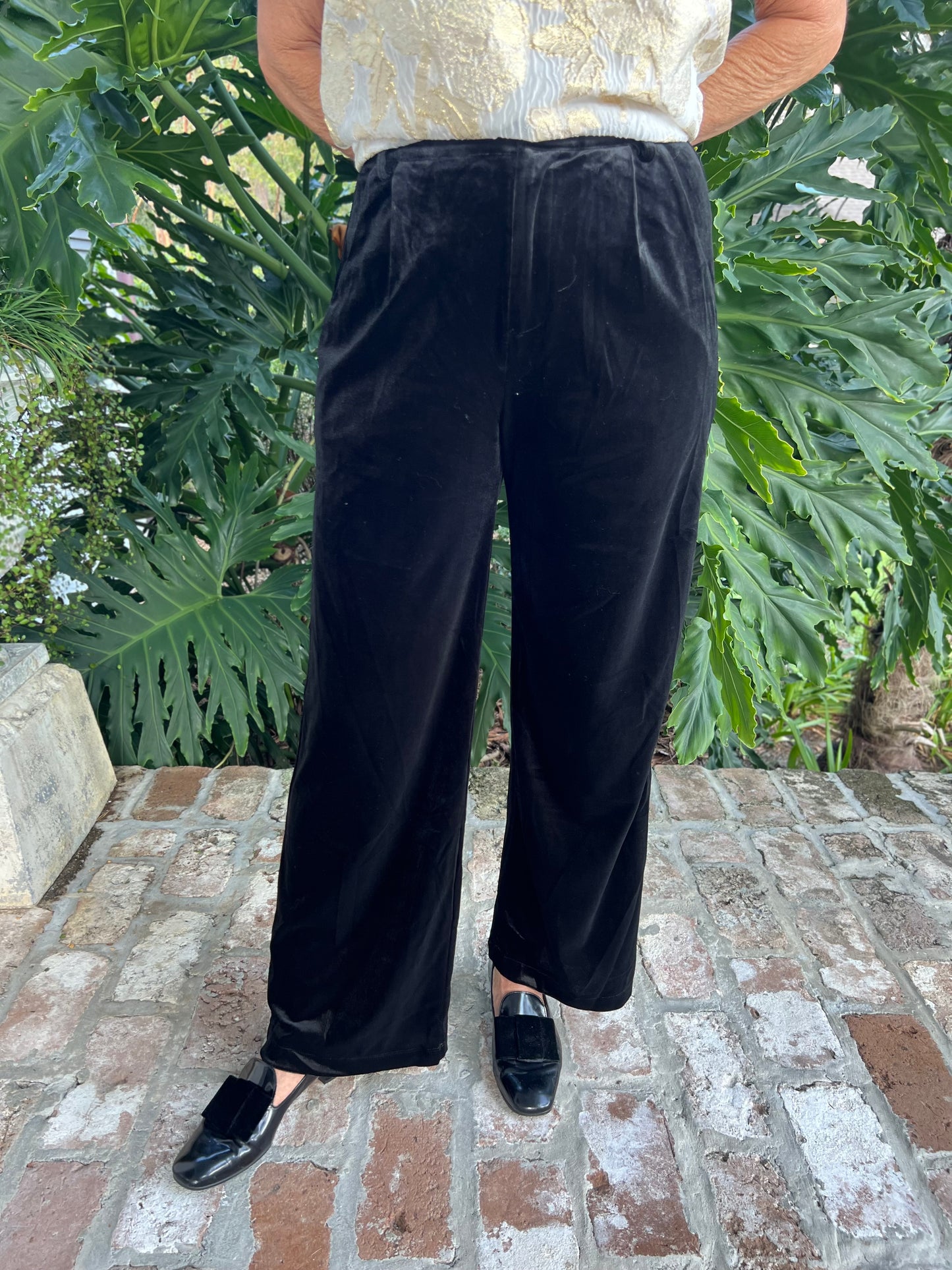 Calling It Black Velvet High Waisted Pant