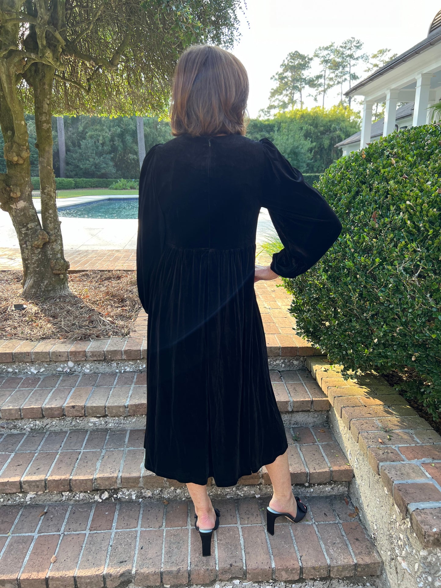 She is Grace Black Velvet Midi Dress