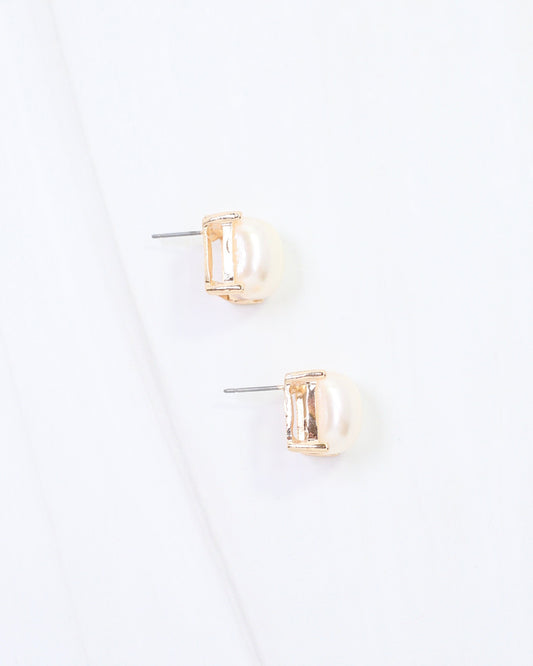Mavis Square Pearl Stud Earring Cream