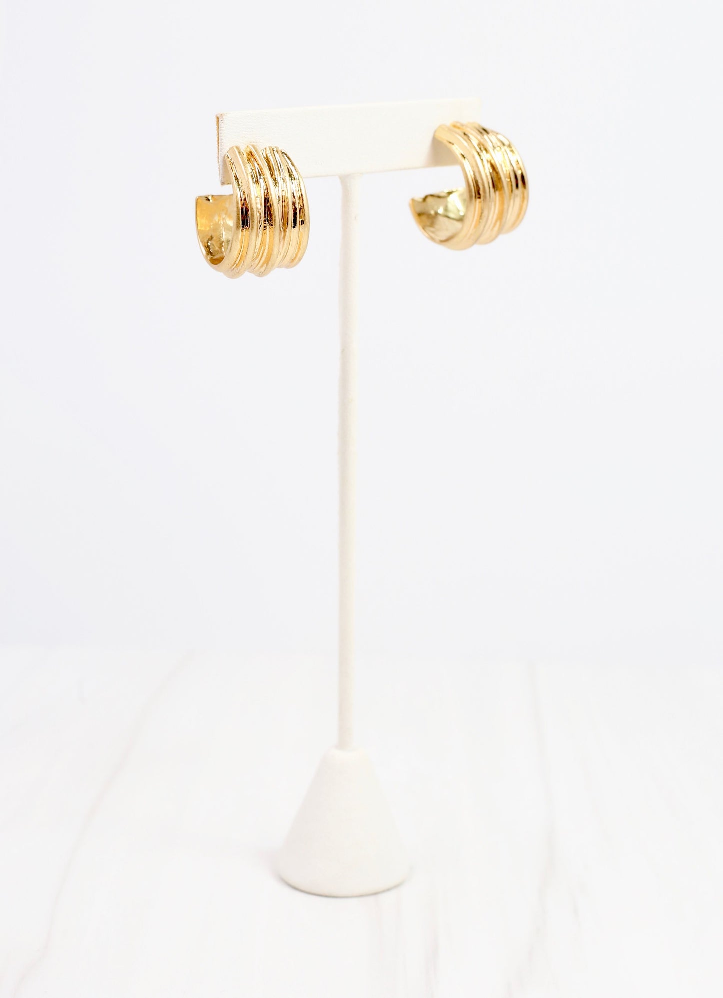 Friar Hoop Earring Gold