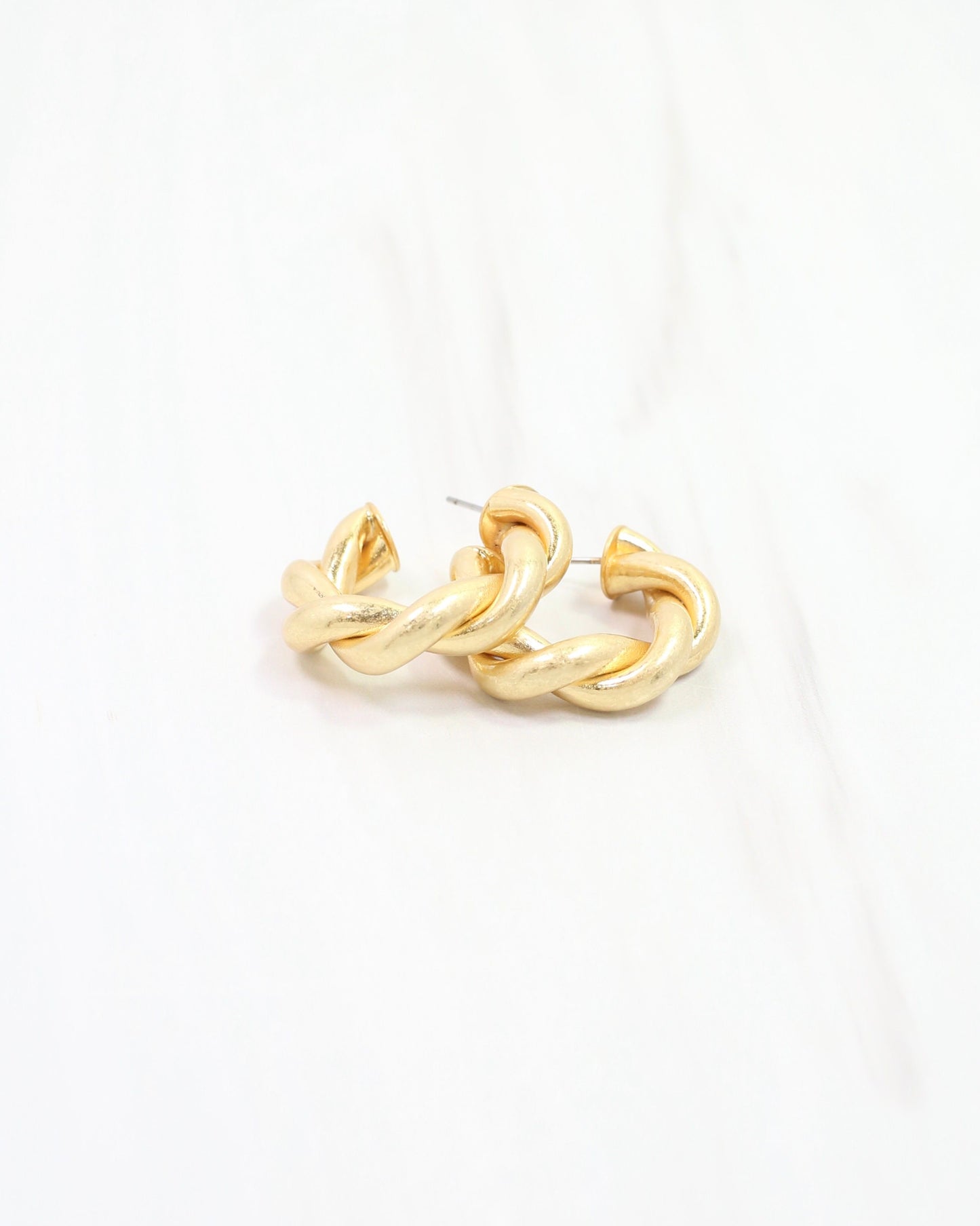Raymonde Twisted Hoop Earring Gold